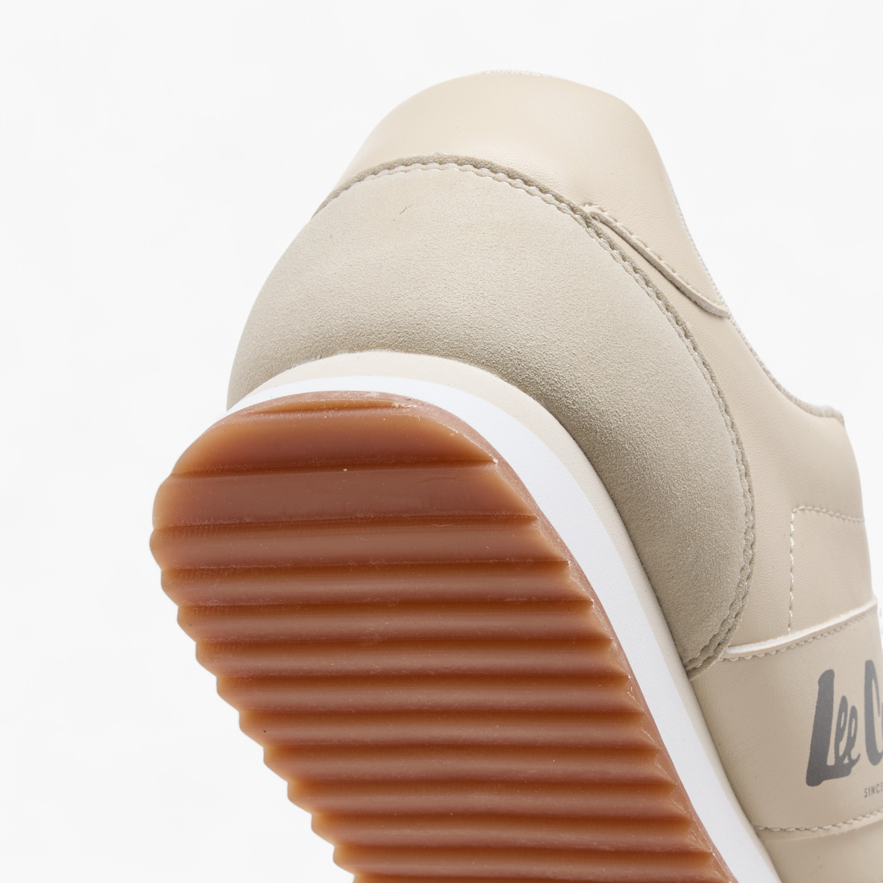 حذاء سنيكرز بألواح ورباط للنساء من لي كوبر-women-shoes-sneakers-image-1