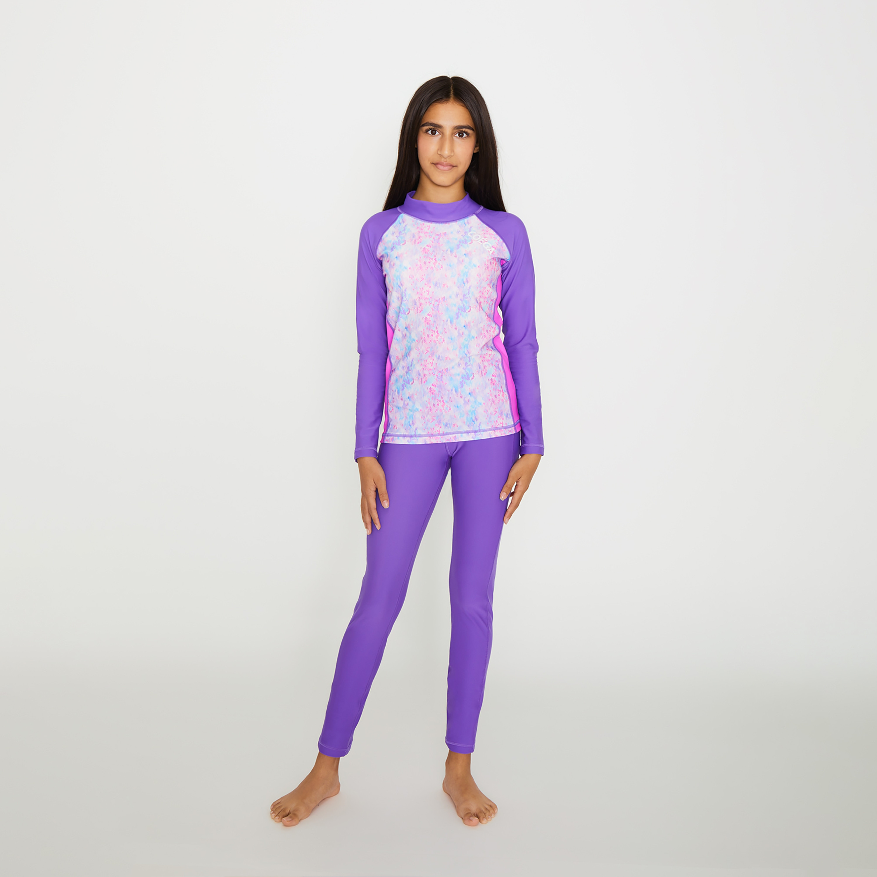 قميص راش جارد للبنات بأكمام طويلة ذو راجلان من كويغا بنقشة تجريدية أرجوانية-sports-gear-swimming-girl-image-3