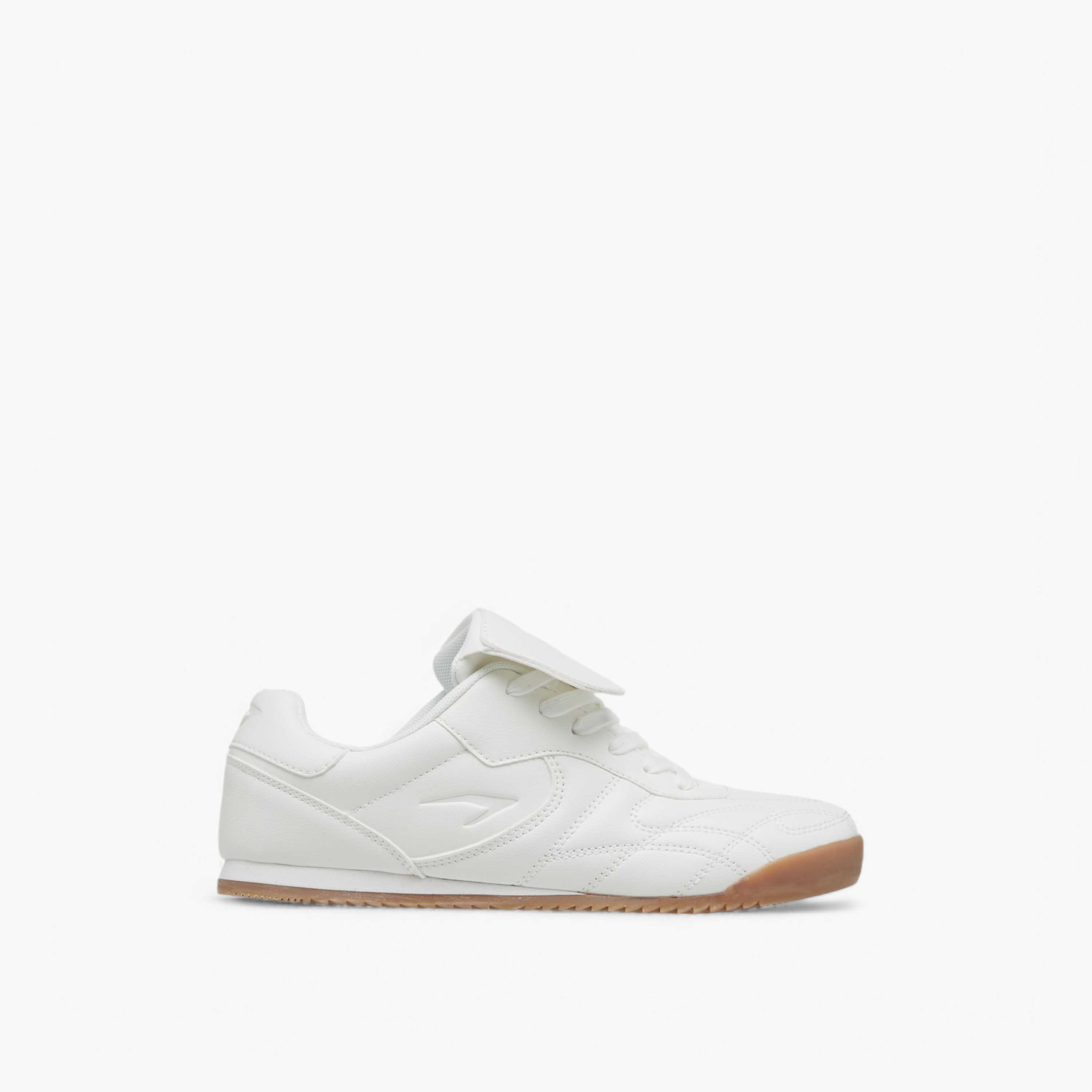 حذاء سنيكرز برباط إغلاق ولمسة زينة من داش-women-shoes-sneakers-image-3