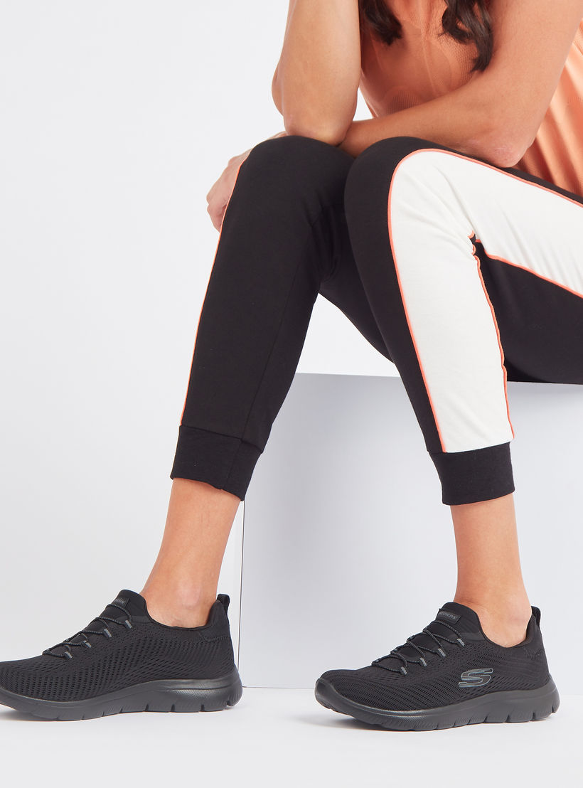 حذاء تدريب سهل الارتداء ساميتس برباط للنساء من سكتشرز - 149036-BBK-sports-women-shoes-image-2