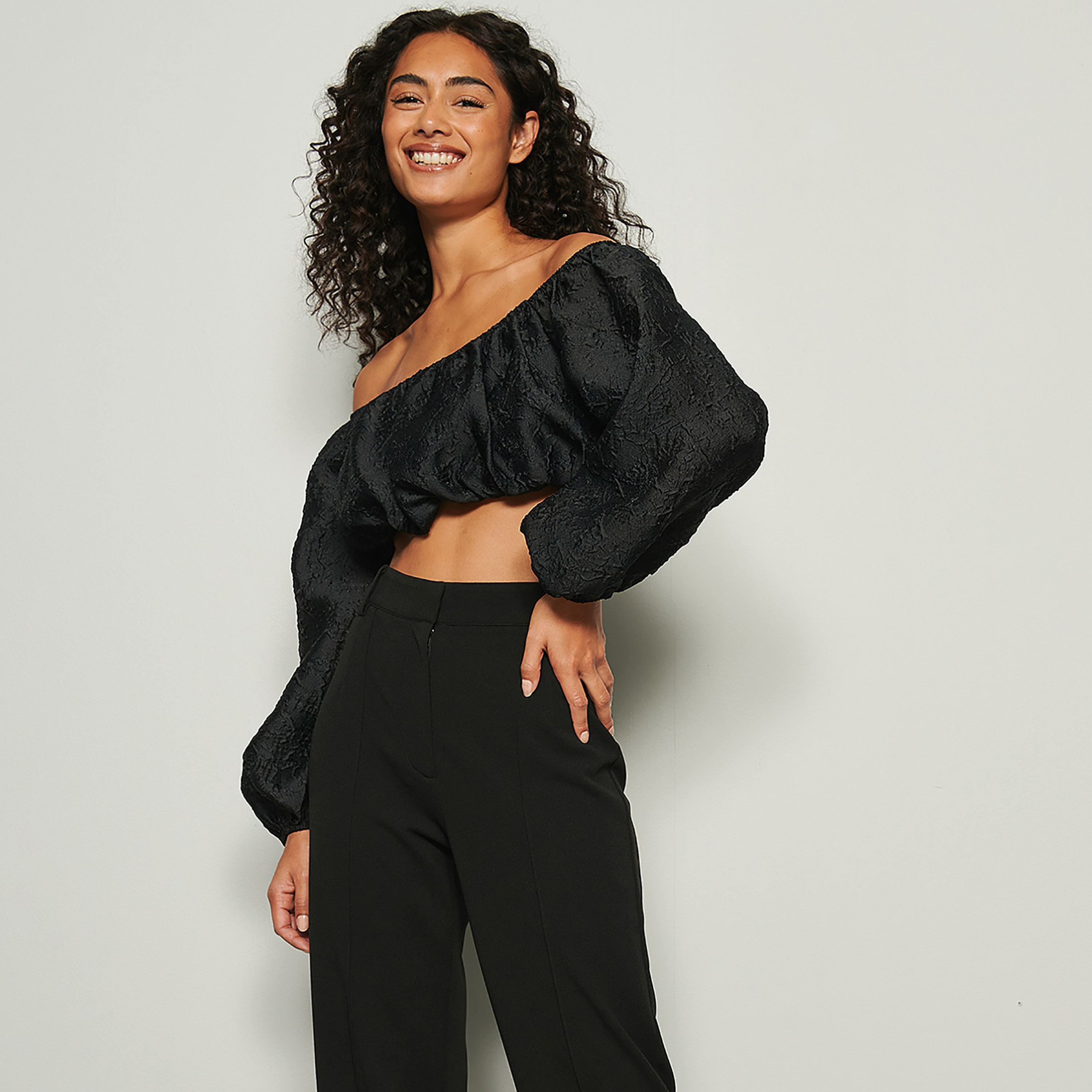 トップス LEINWANDE Balloon Shoulder Top / Black LEINWANDE Balloon Shoulder Top / Black レディース - トップス