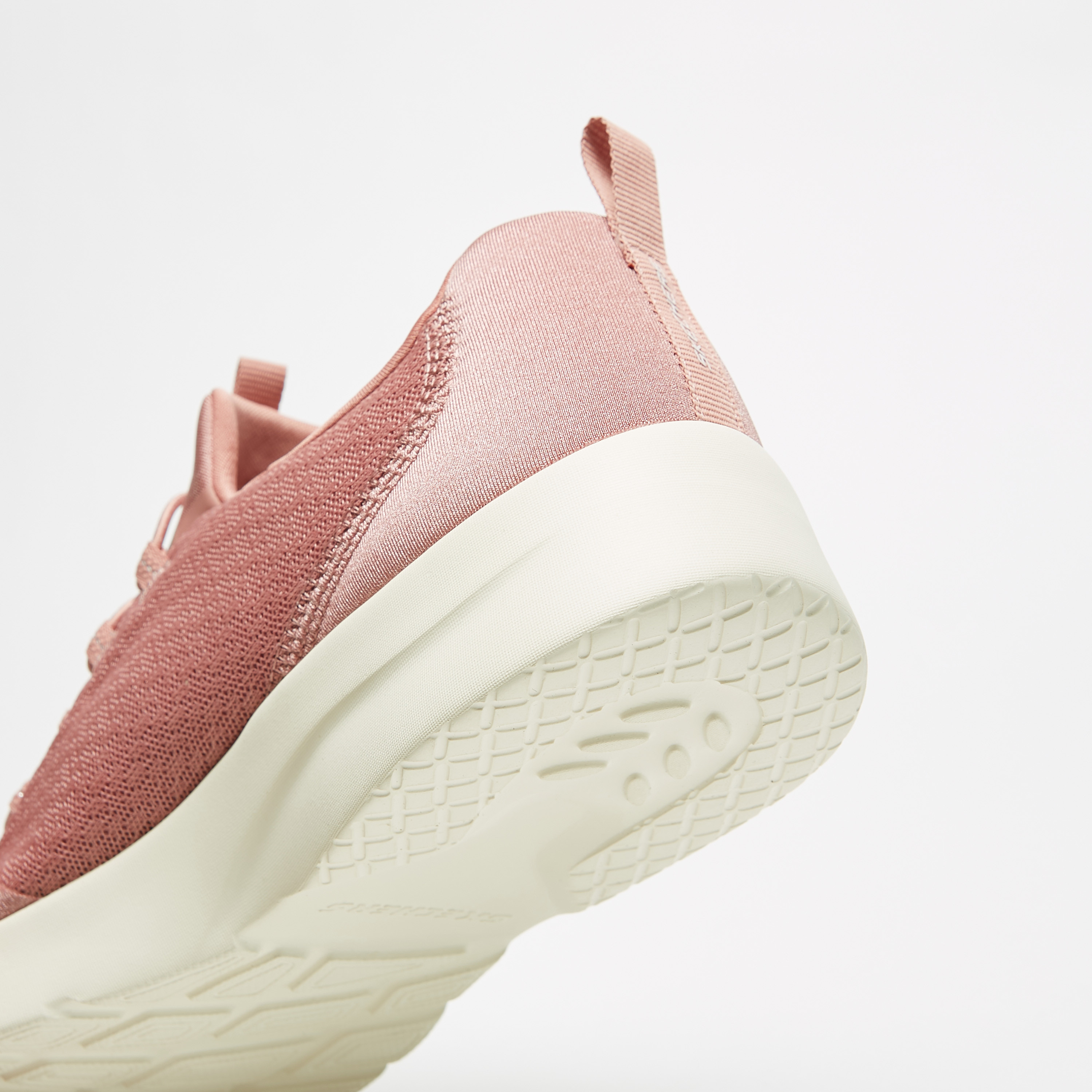 حذاء سهل الارتداء من سكيتشرز ديناميت2.0 للنساء مع ميموري فوم | 149657-women-shoes-sneakers-image-32