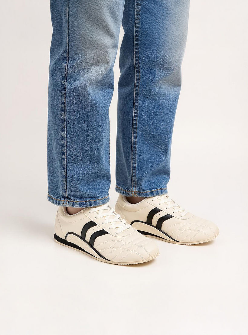 حذاء سنيكرز متعدد التصاميم برباط إغلاق للرجال من داش-women-shoes-sneakers-image-3