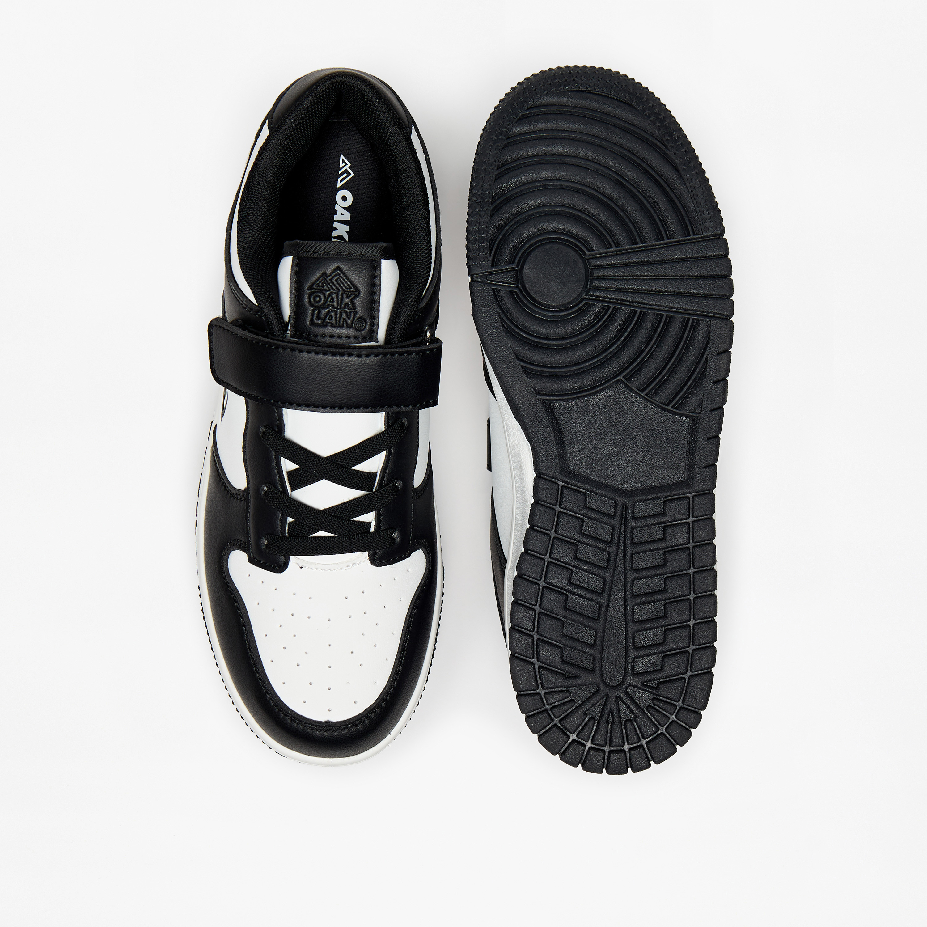 حذاء رياضي متعدد التصاميم بشريط إغلاق لاصق من أوكلان من شو إكسبرس-boys-shoes-sneakers-image-4