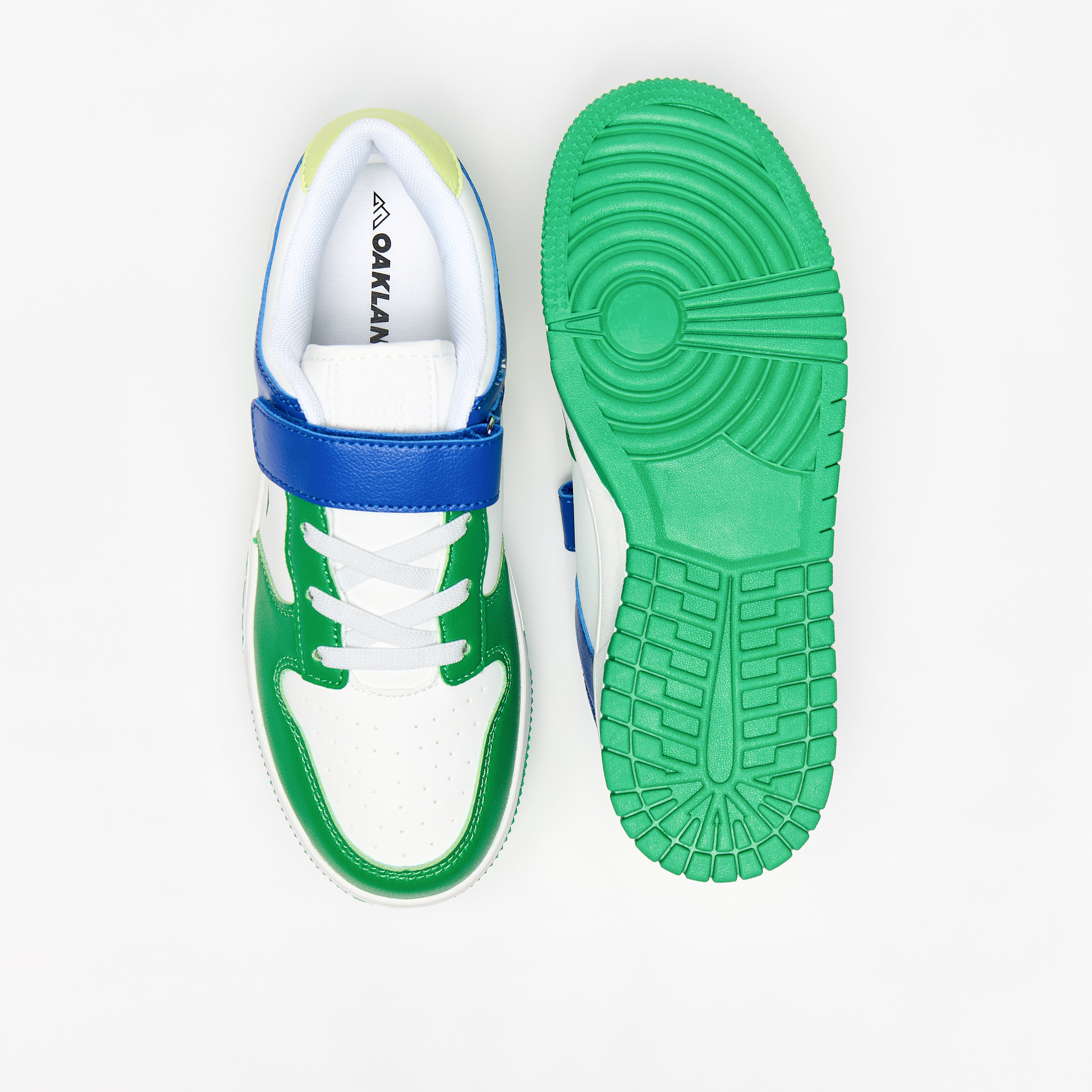 Oaklan by Shoexpress Kids Panelled Sneakers with Hook and Loop Closure-boys-shoes-sneakers-image-4
