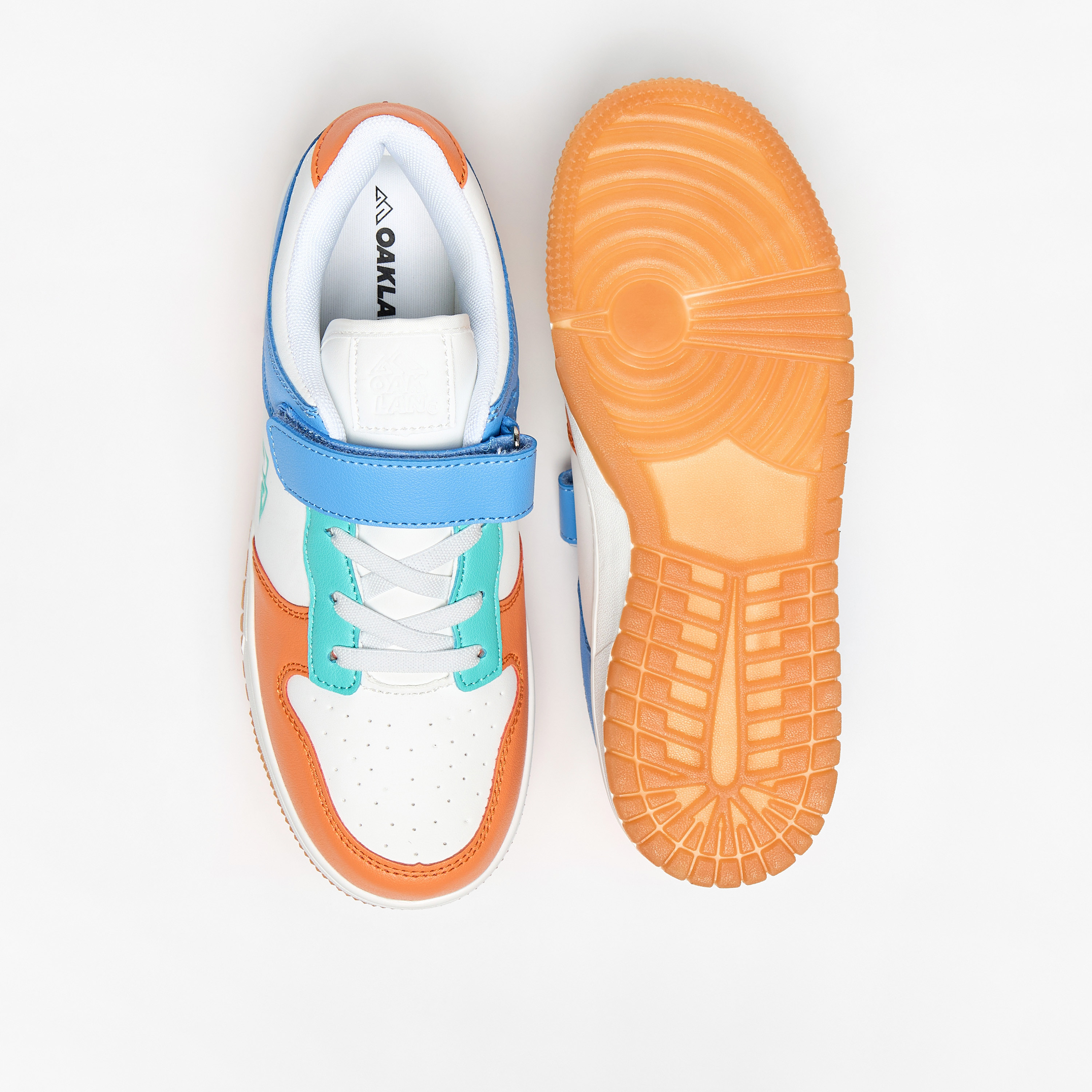 حذاء سنيكرز بشريط إغلاق لاصق للأطفال من أوكلان من شو إكسبرس-boys-shoes-schoolshoes-image-4