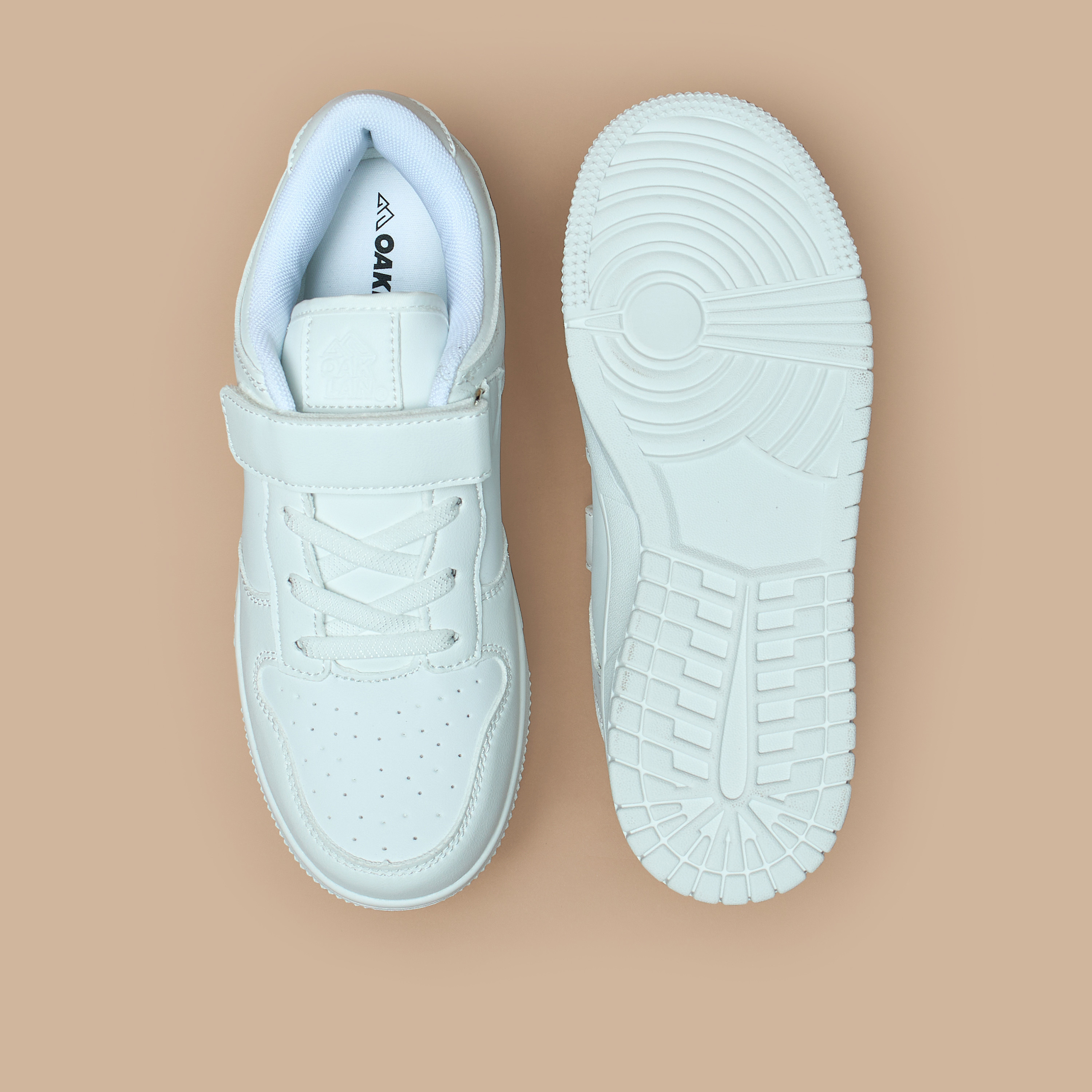 Oaklan by Shoexpress Kids Panelled Sneakers with Hook and Loop Closure-boys-shoes-schoolshoes-image-4