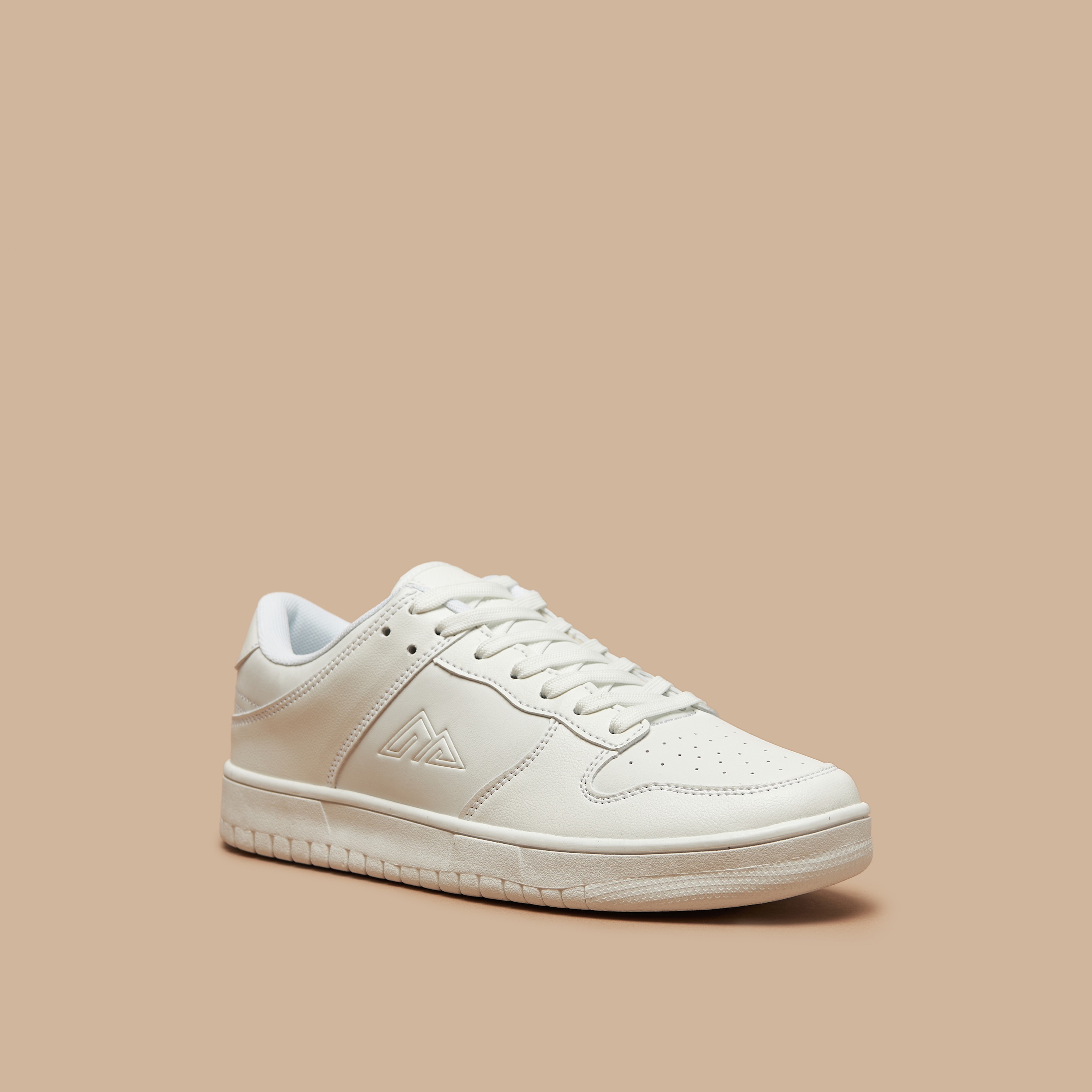 حذاء سنيكرز برباط إغلاق بارز الملمس من أوكلان من شوإكسيبريس-women-shoes-sneakers-image-1