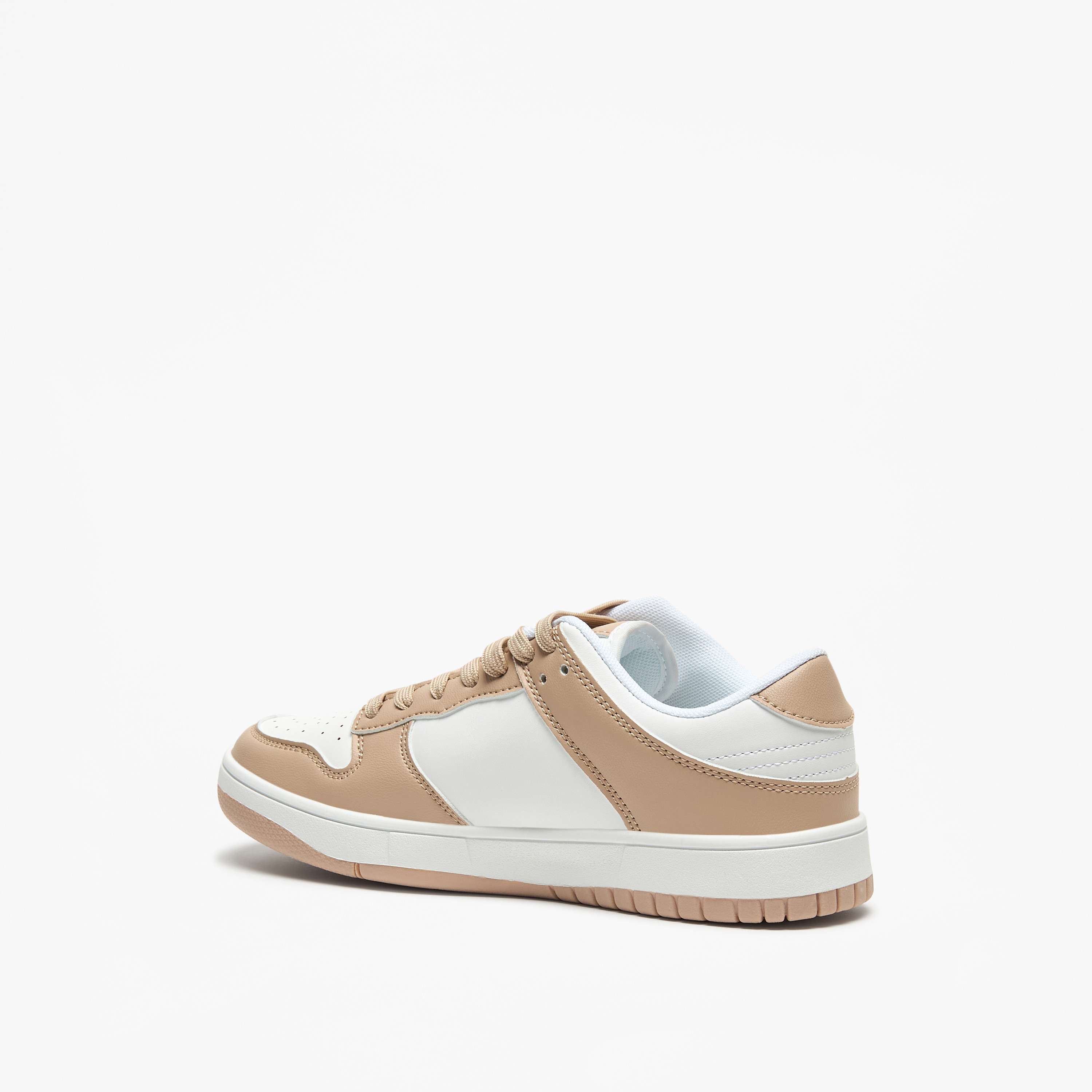 حذاء سنيكرز برباط إغلاق بارز الملمس من أوكلان من شوإكسيبريس-women-shoes-sneakers-image-2