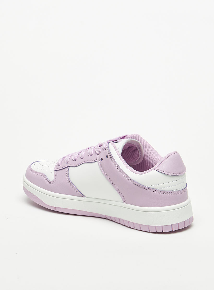 حذاء سنيكرز برباط إغلاق بارز الملمس من أوكلان من شوإكسيبريس-women-shoes-sneakers-image-2