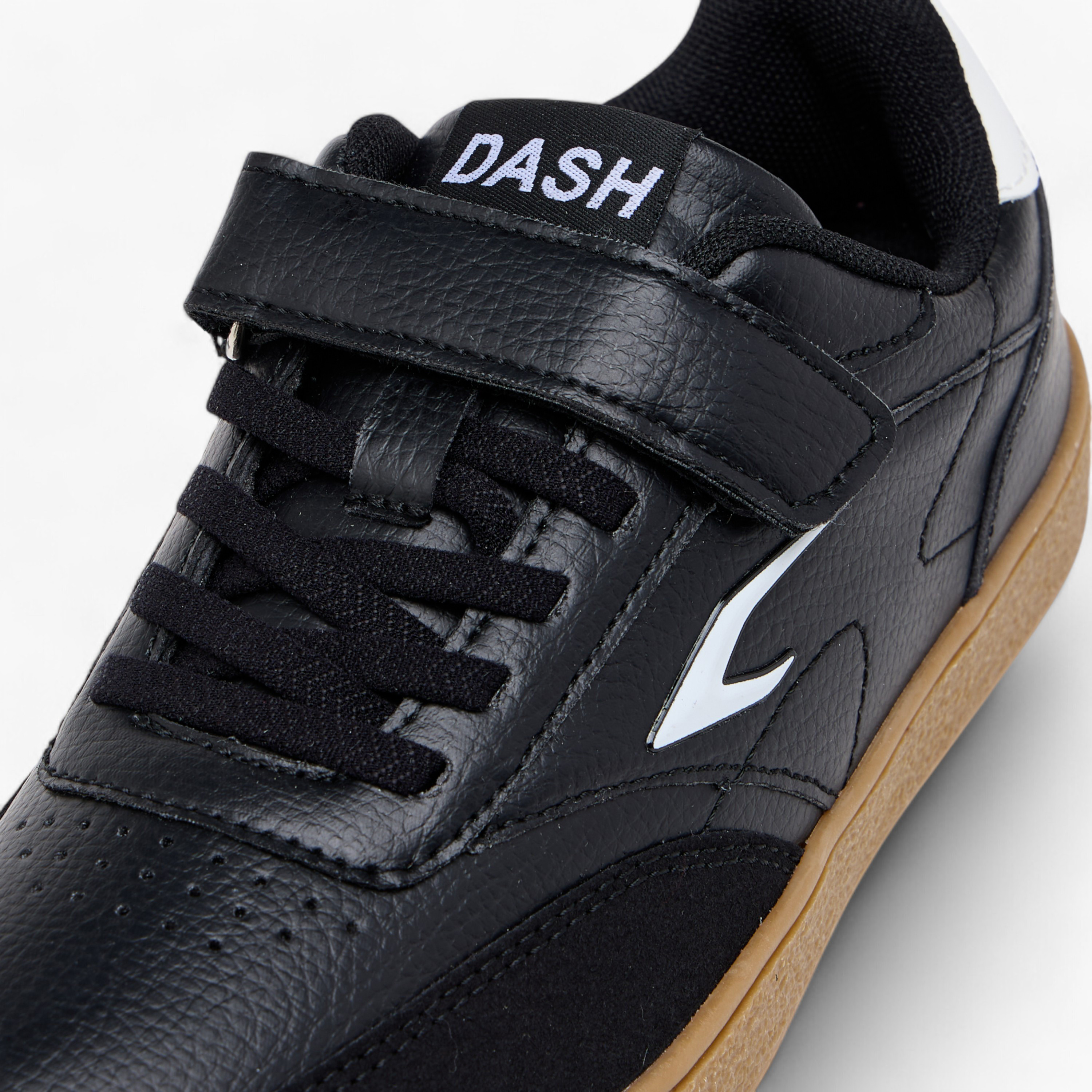 حذاء سنيكرز بشريط إغلاق وشعار من داش-boys-shoes-schoolshoes-image-4