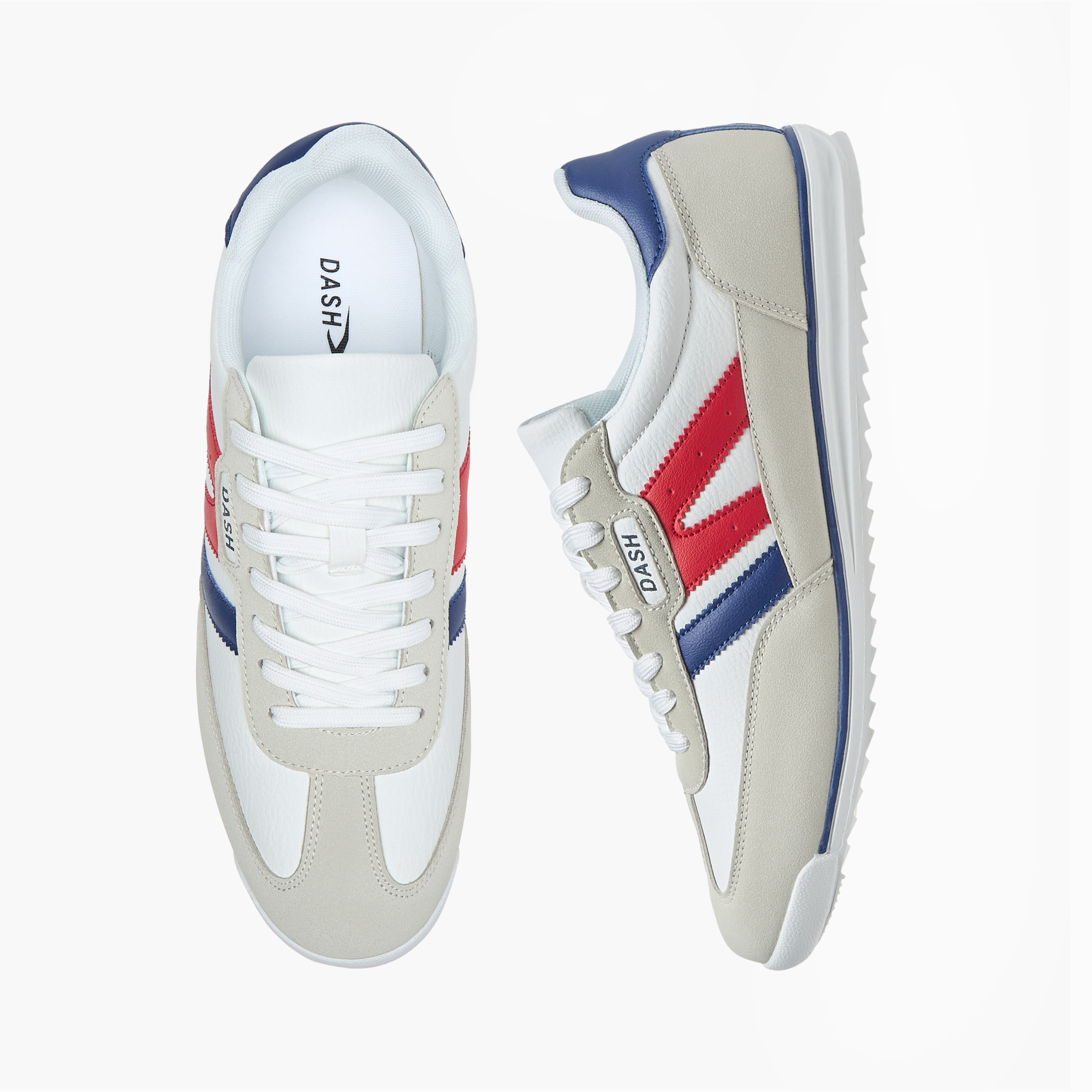حذاء سنيكرز برباط إغلاق وتفاصيل الشعار من داش-men-shoes-sneakers-image-1