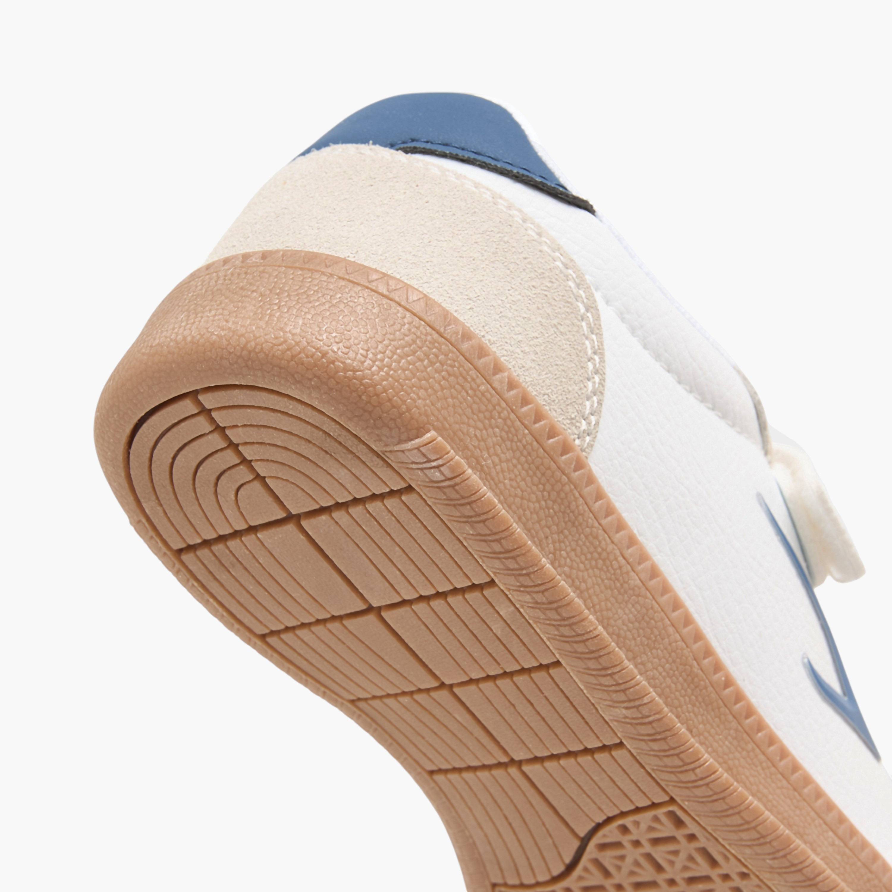 Dash Panelled Sports Shoes with Hook and Loop Closure-boys-shoes-sneakers-image-5