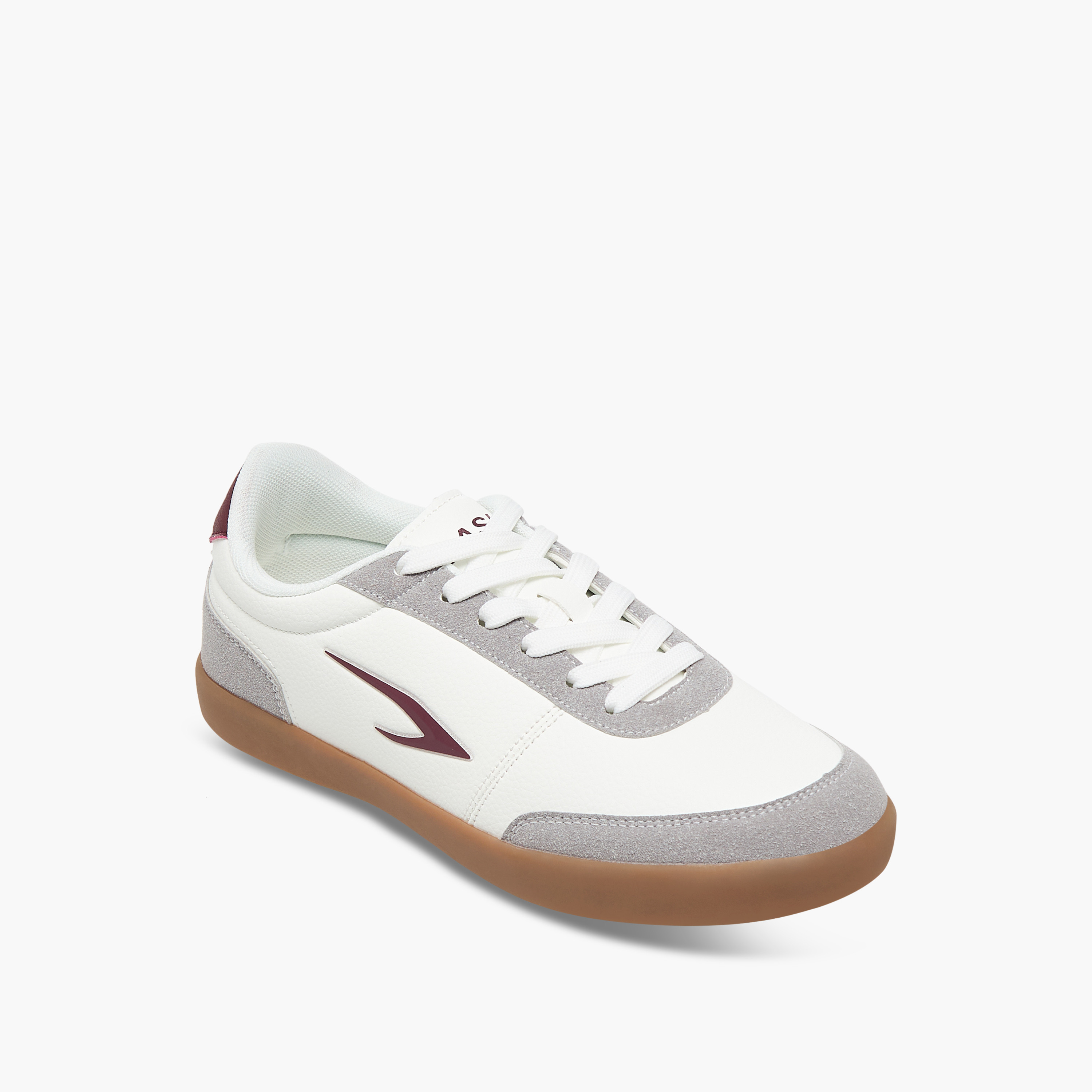 حذاء سنيكرز برباط إغلاق وتفاصيل شعار من داش-women-shoes-sneakers-image-2