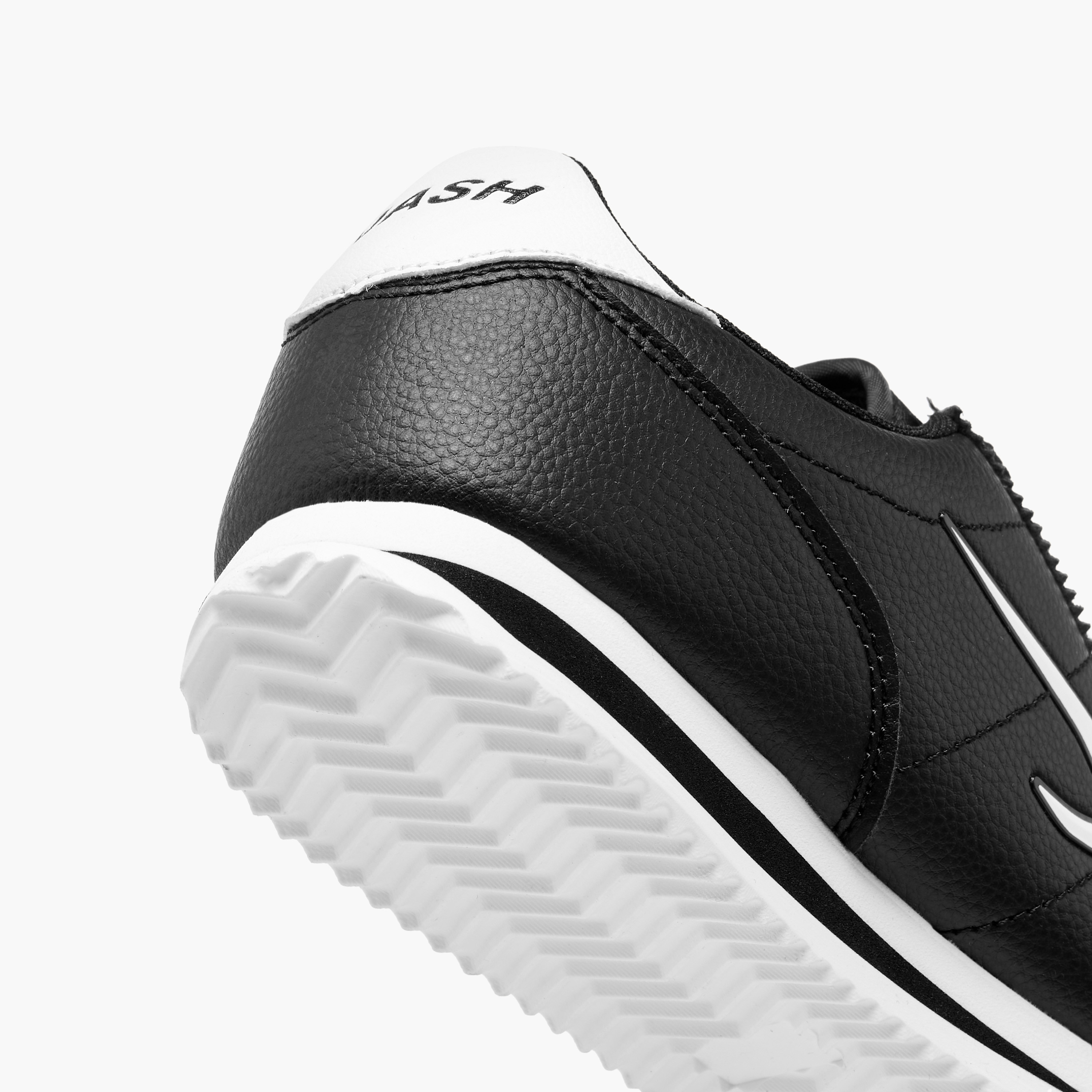 حذاء سنيكرز برباط إغلاق من داش-women-shoes-sneakers-image-5
