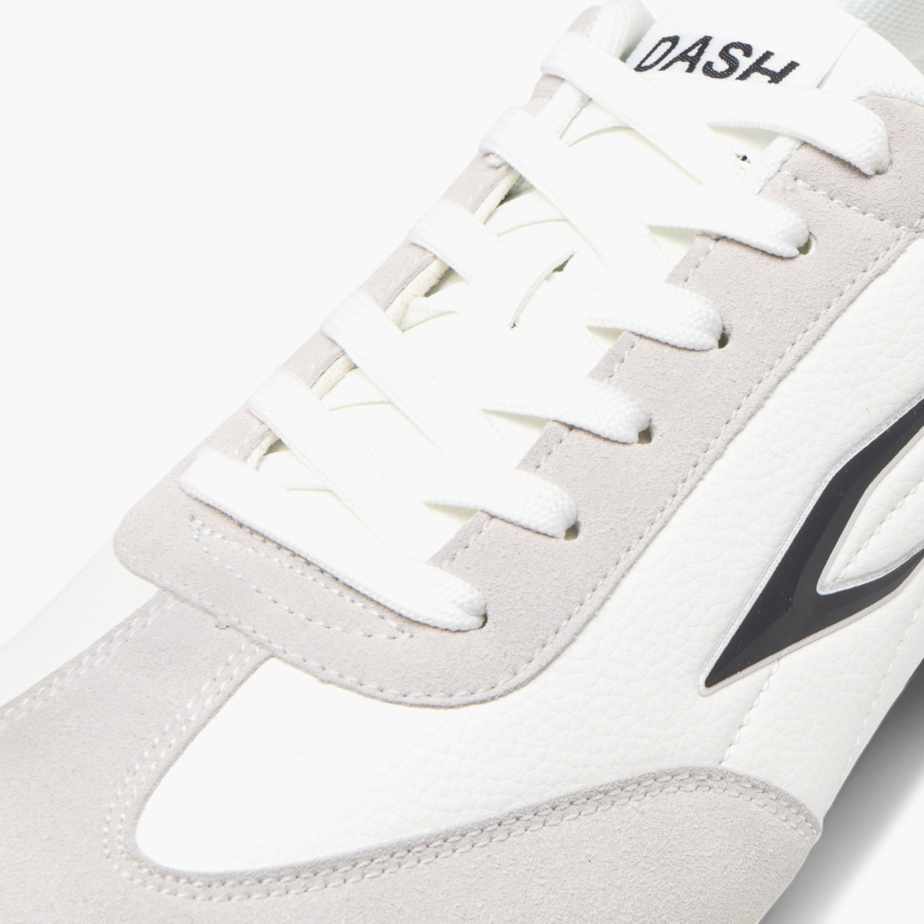 Dash Logo Detail Sports Shoes with Lace-Up Closure-men-shoes-sneakers-image-4