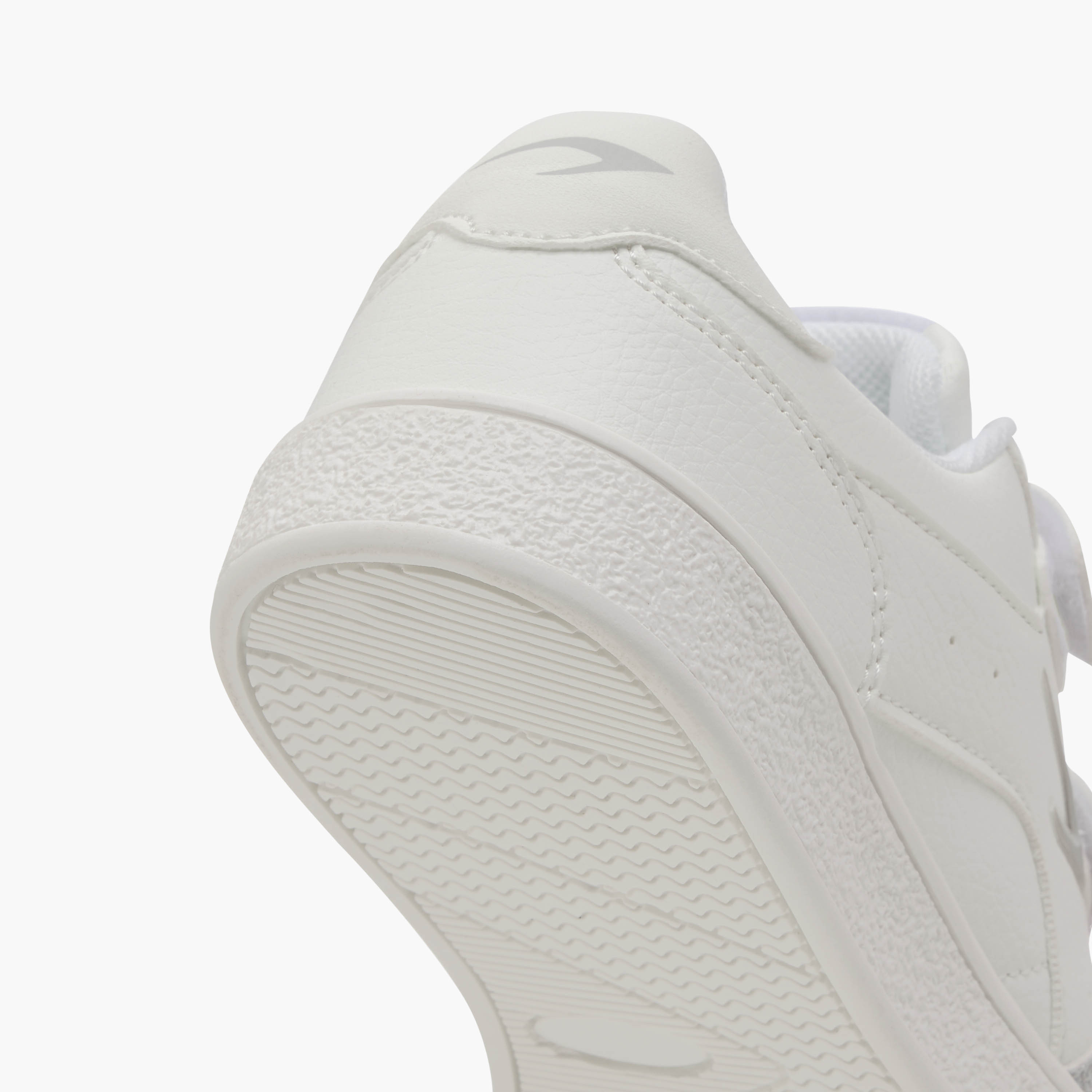 Dash Logo Detail Sneakers with Hook and Loop Closure-boys-shoes-sneakers-image-5