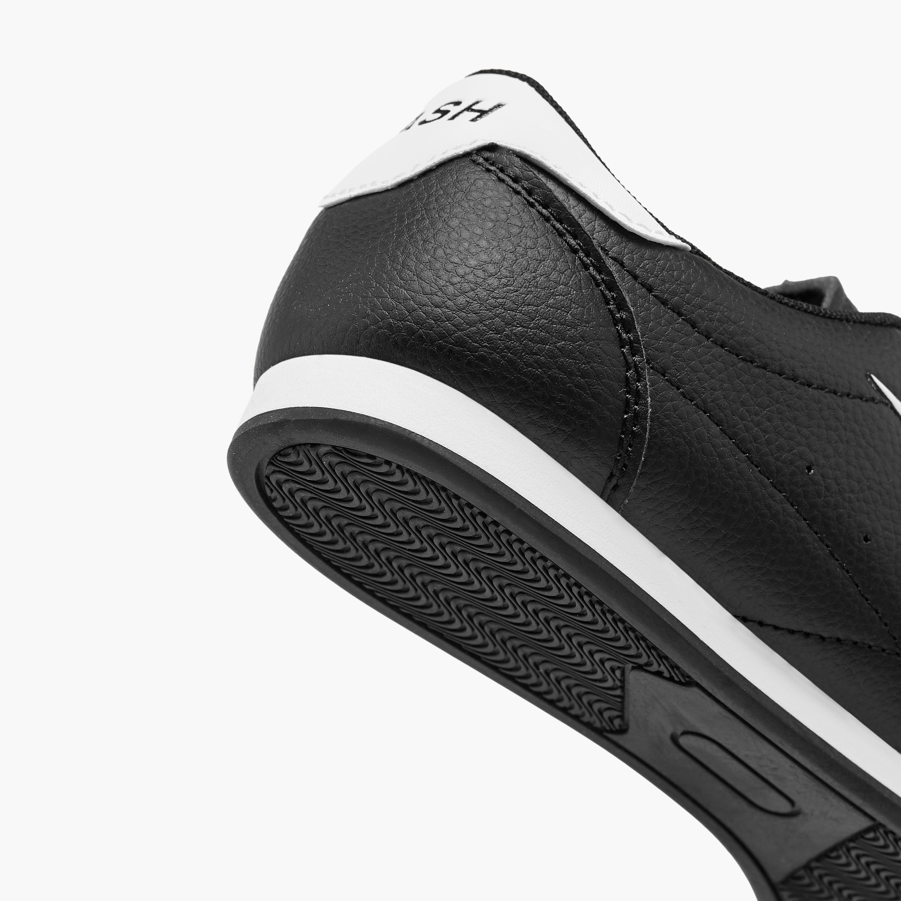 حذاء سنيكرز برباط إغلاق وتفاصيل مغرزة من داش-women-shoes-sneakers-image-6