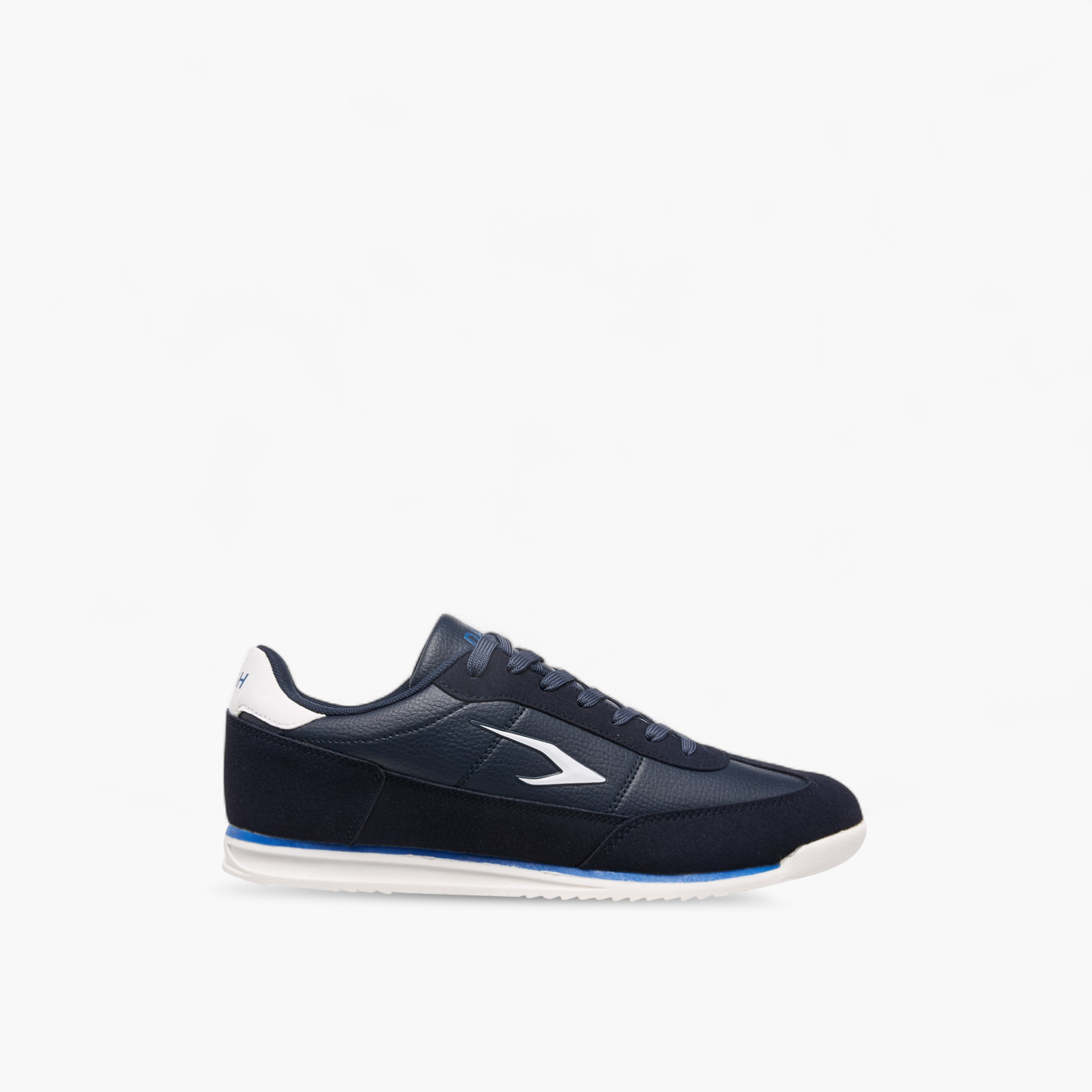 Dash Solid Lace-Up Sports Shoes-sports-men-shoes-image-3