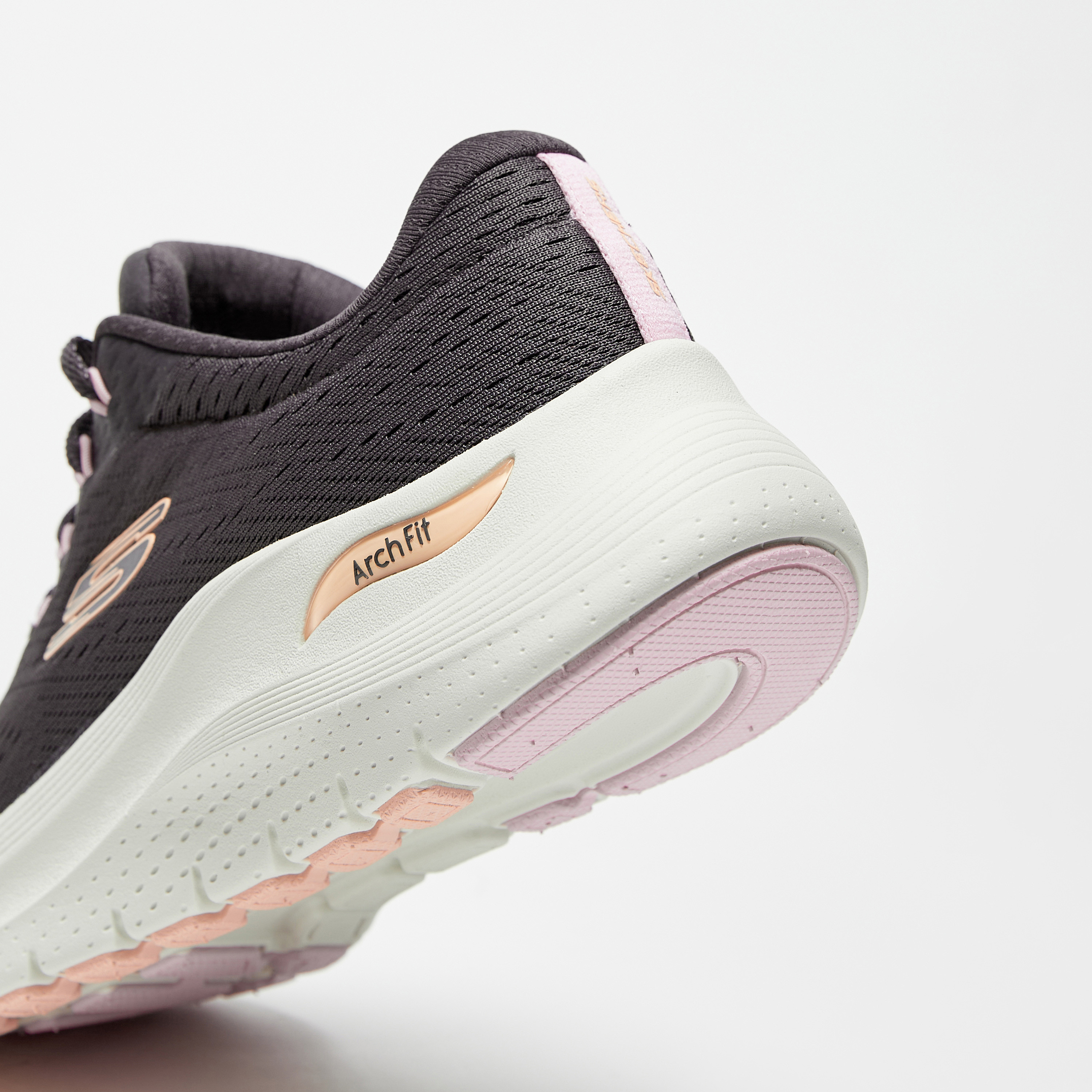 سنيكرز ذو آرتش فيت 2.0 برباط للنساء من سكيتشرز 150051 | OE-sports-women-shoes-image-8