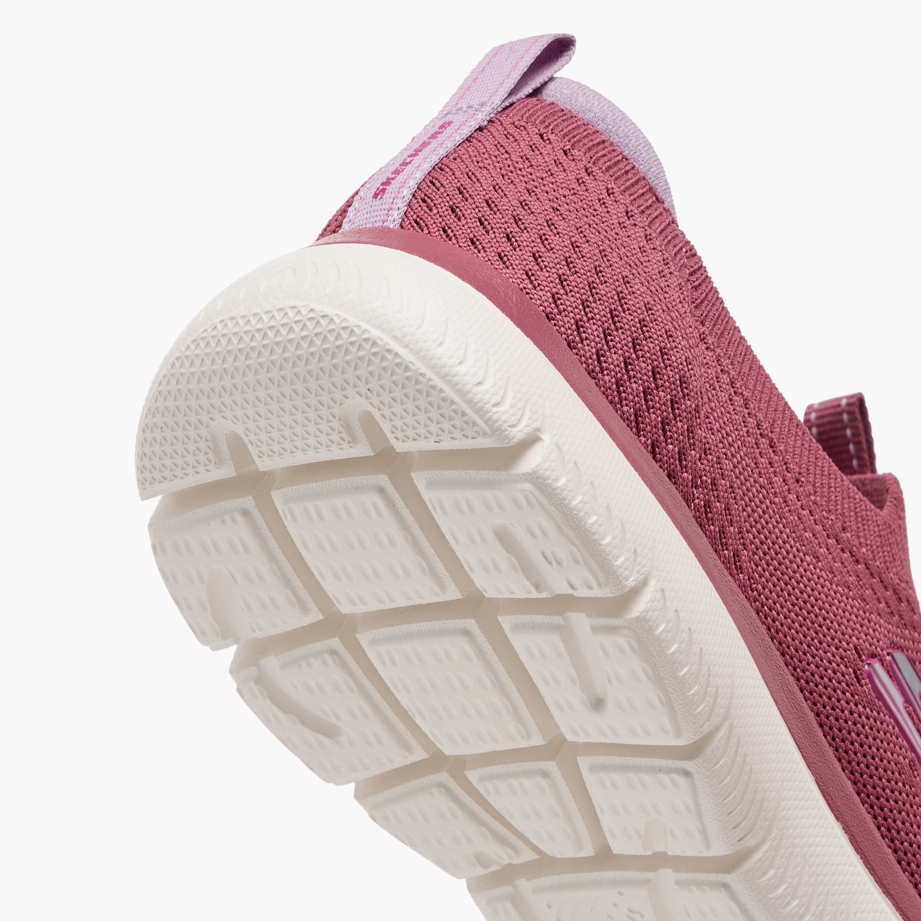 حذاء رياضي نسائي من Skechers Summits بنجي دانتيل منخفض الكاحل 150116 | عمر الفاروق-sports-women-shoes-image-5