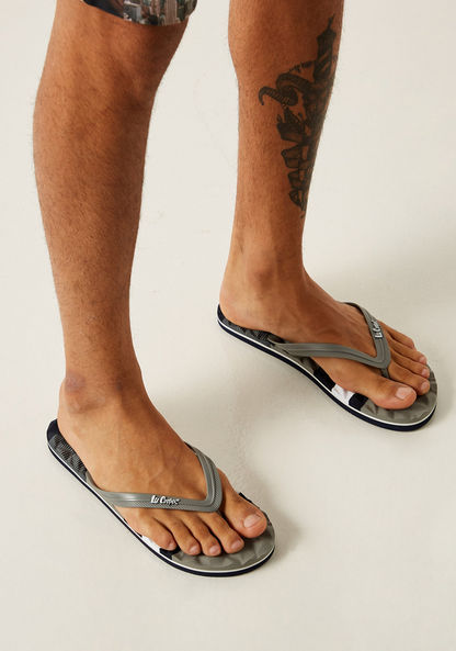 Lee Cooper Printed Slip-On Thong Slippers-Men%27s Flip Flops & Beach Slippers-image-0