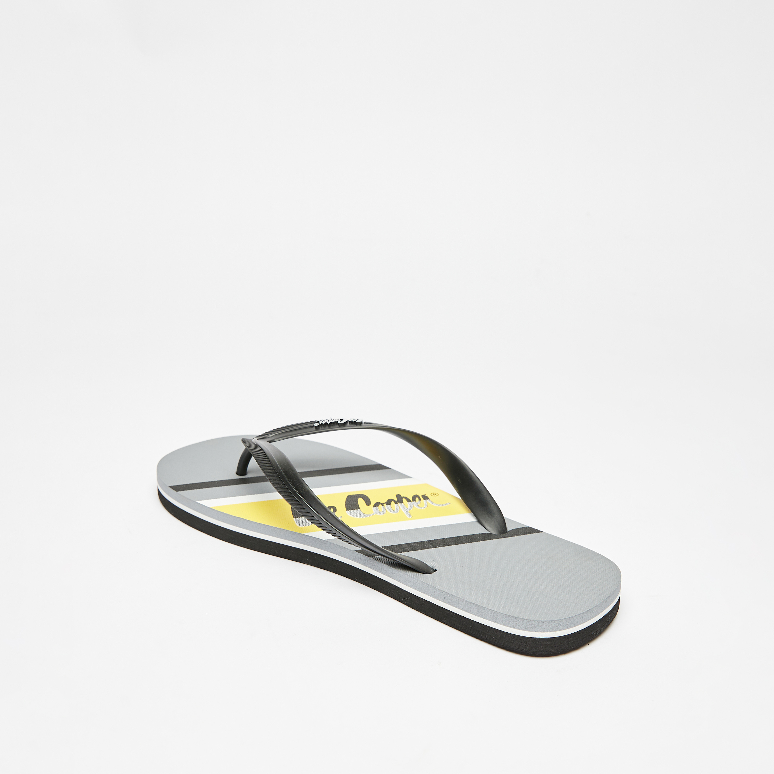 Slippers for men online under 150