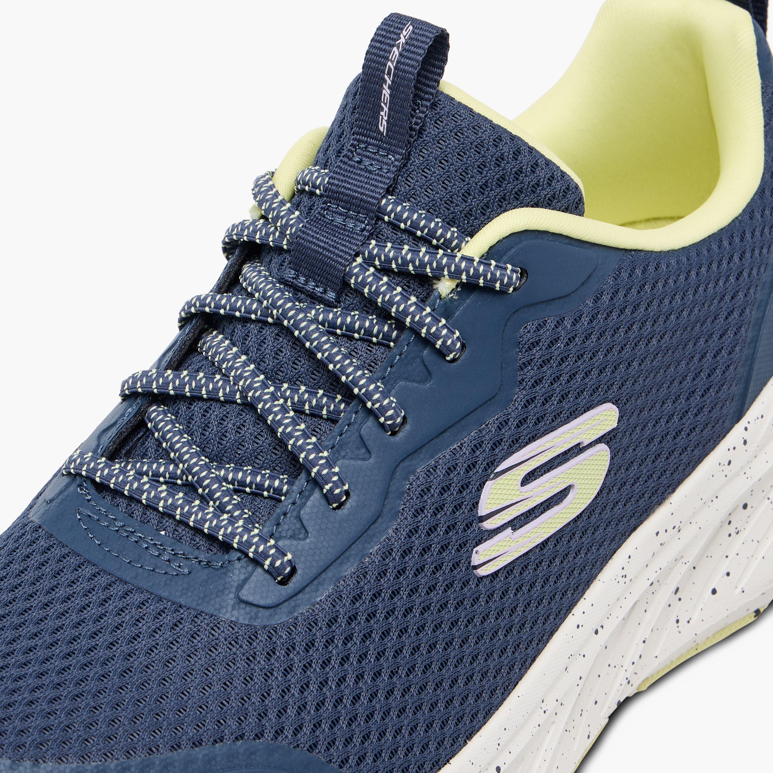 حذاء رياضي نسائي من Skechers Edgeride Bungee ذو الكاحل المنخفض 150472 | عمر الفاروق-sports-women-shoes-image-4