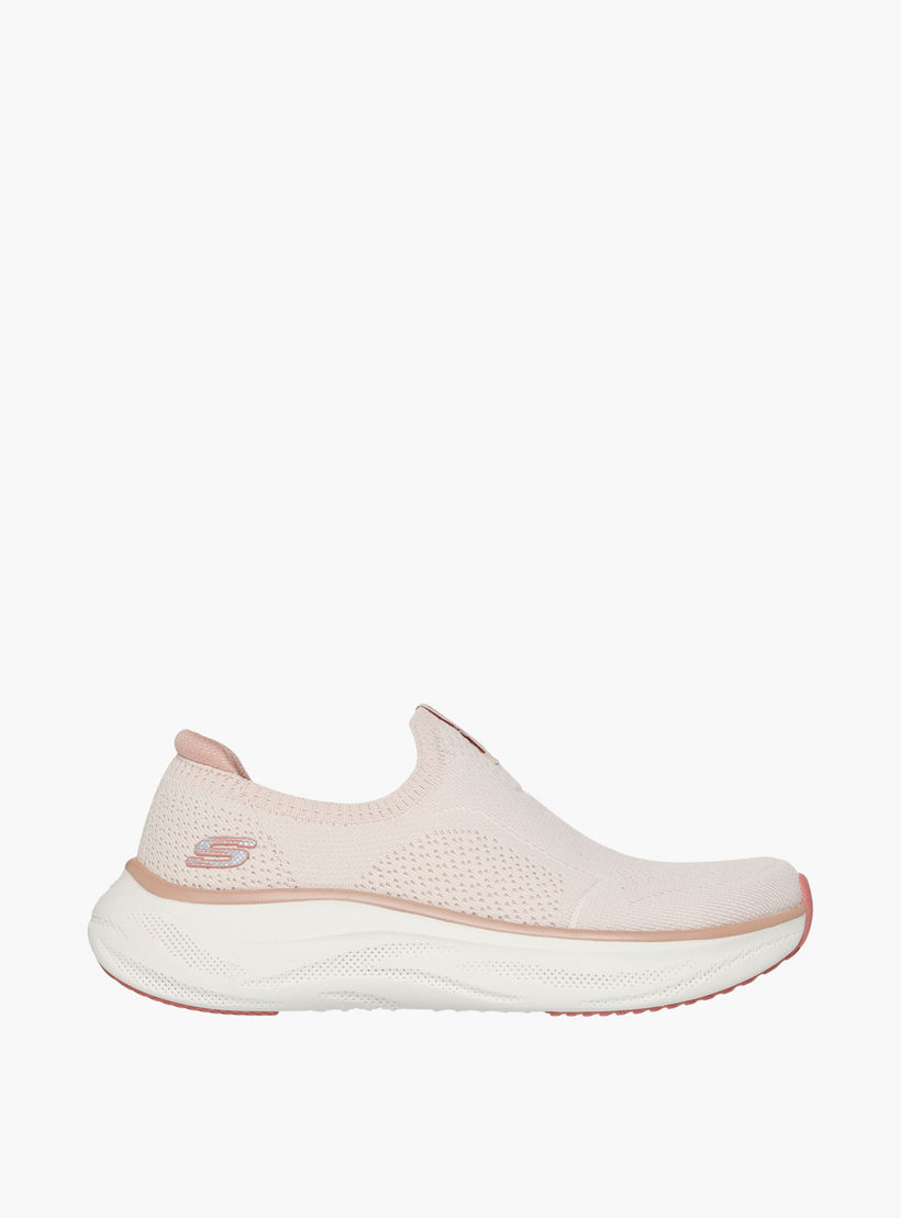 حذاء رياضي بارز الملمس "سكيش كلاود" للنساء من سكيتشيرز-women-shoes-sports-image-2