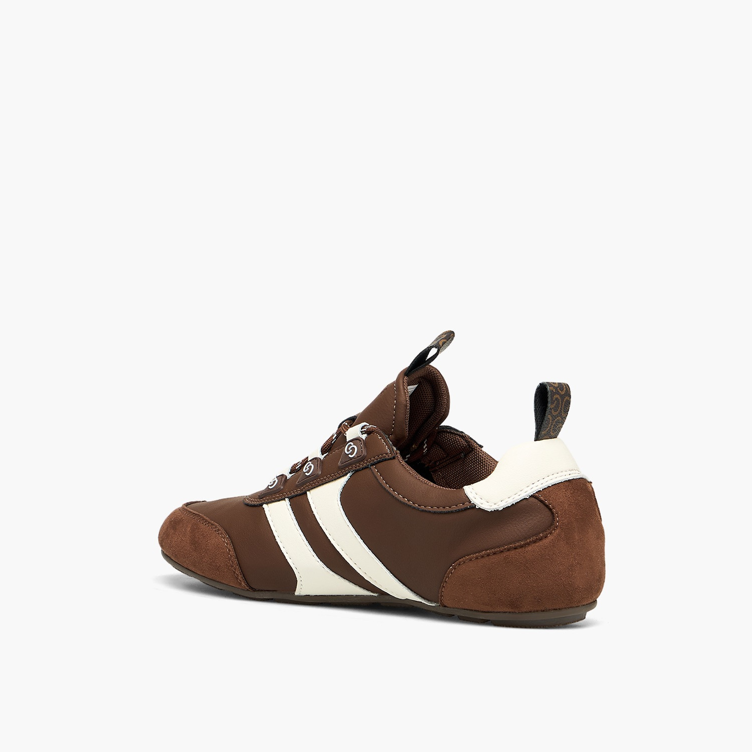 حذاء سنيكرز طول الكاحل بألواح ورباط إغلاق للنساء من سيلست-women-shoes-sneakers-image-5