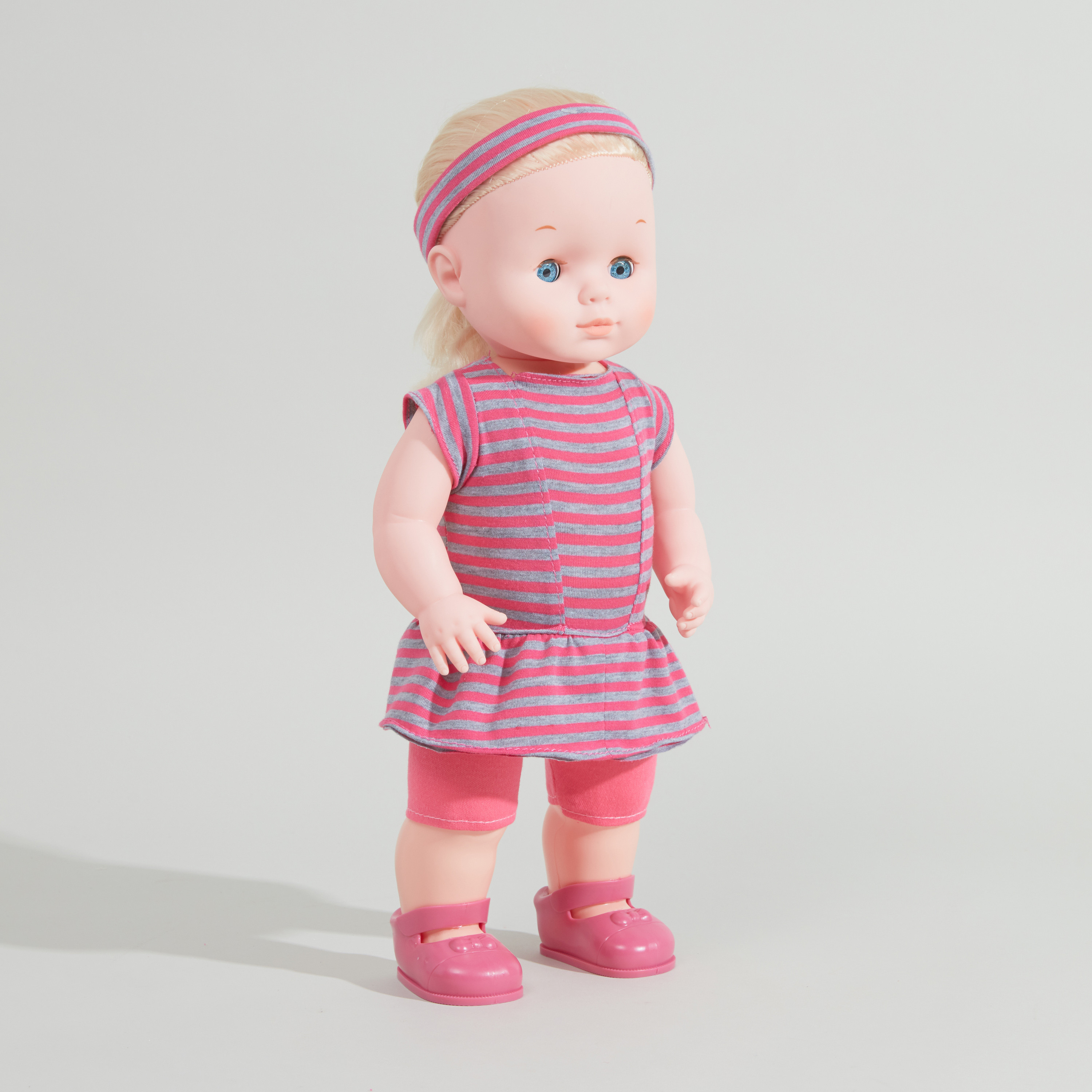 Walking toy hot sale dolls