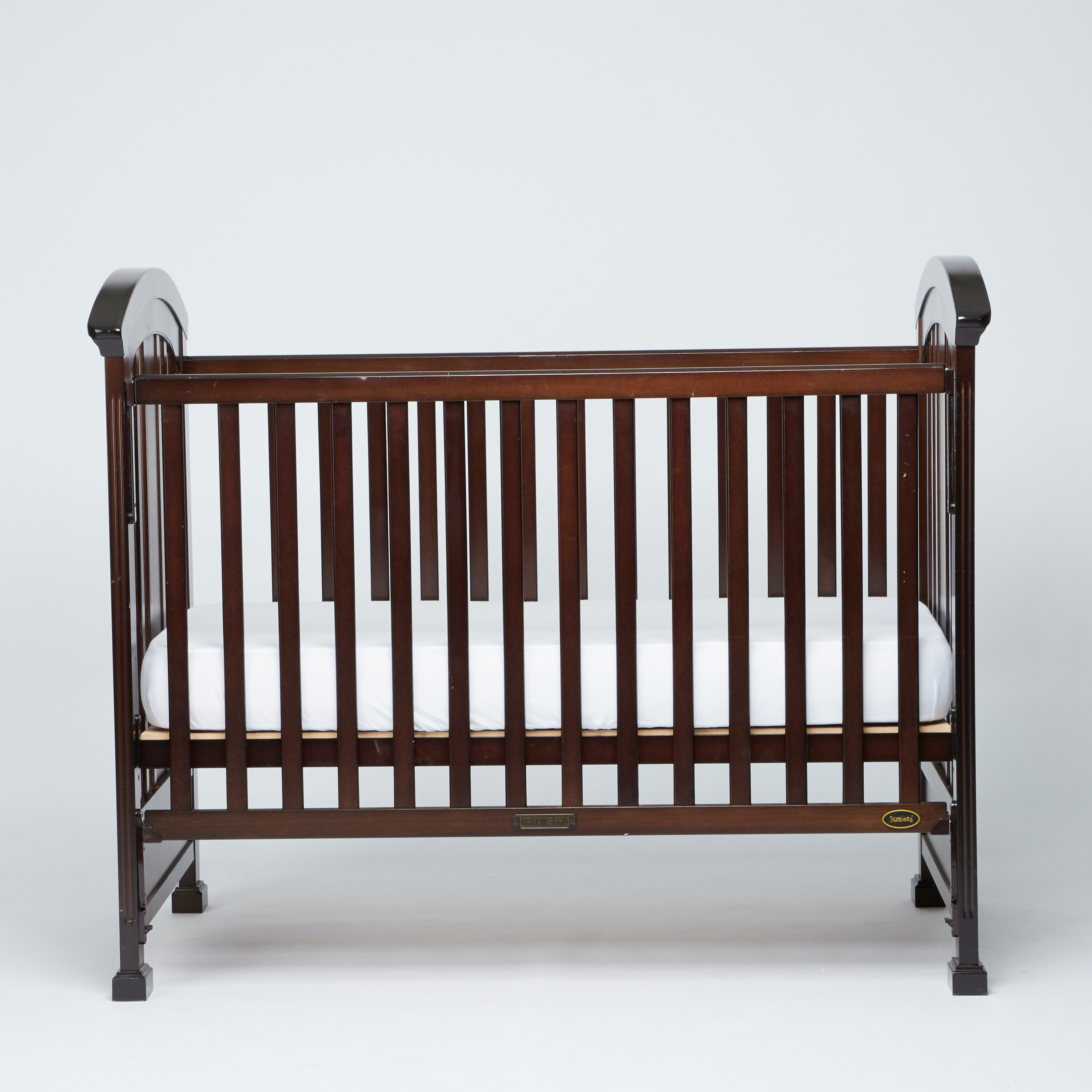 Juniors wooden crib best sale