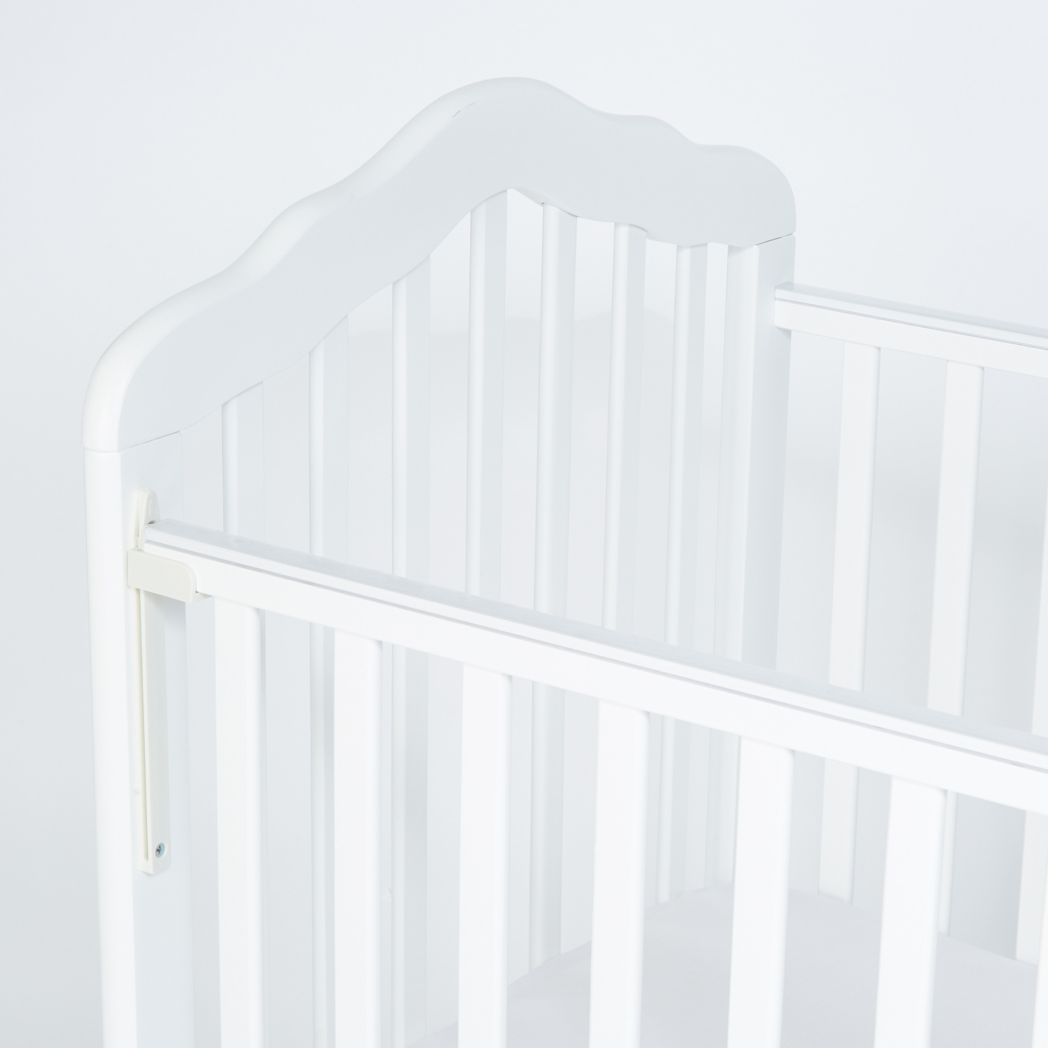 سرير ليبسون للأطفال من جونيورز-baby-nursery-furniture-cribsandbeds-babycribs-image-5