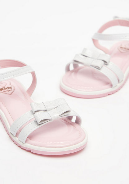 Kidy Bow Accented Flat Sandals with Buckle Closure