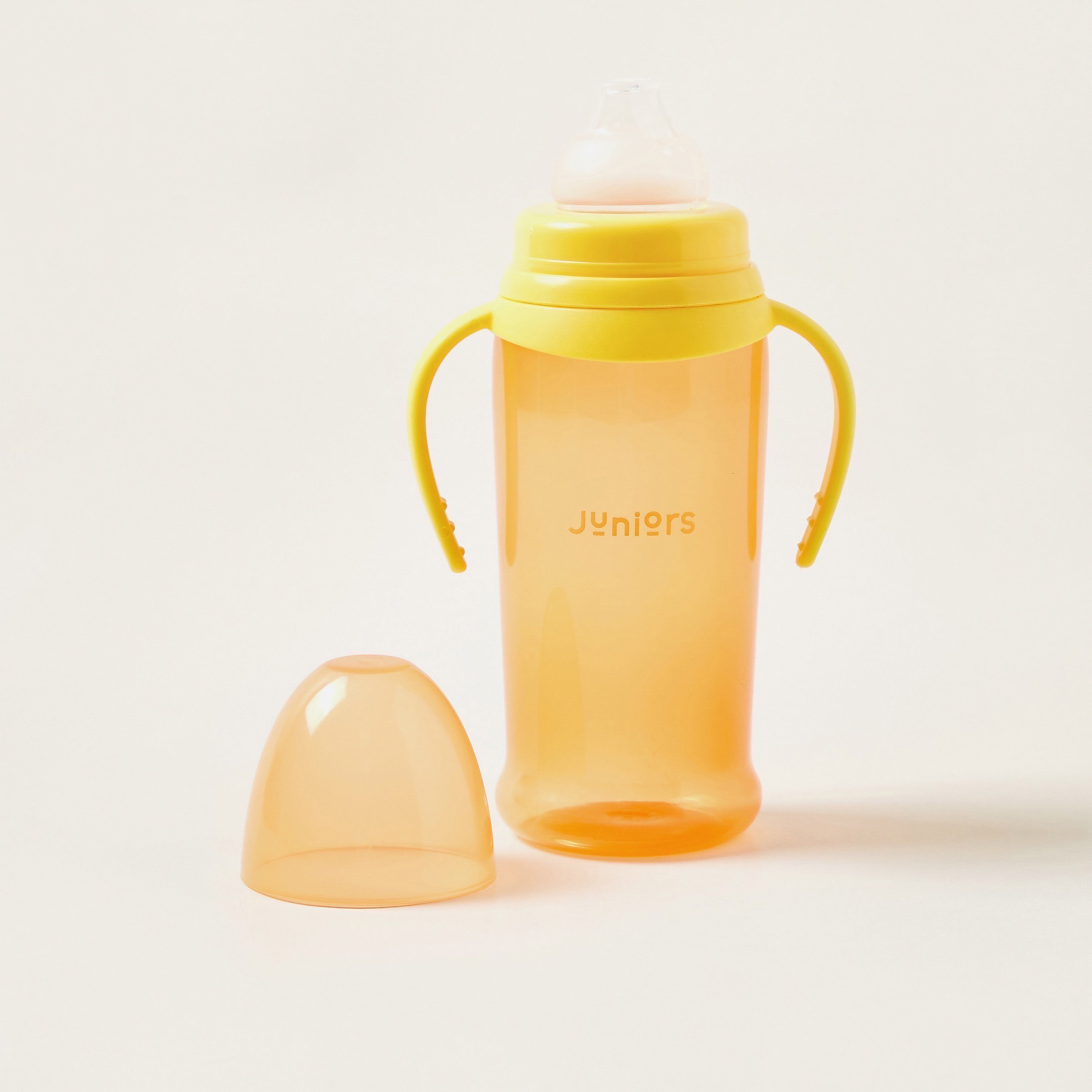 كوب بفوهة لينة ومقبض من جونيورز-baby-feeding-mealtimeessentials-image-1