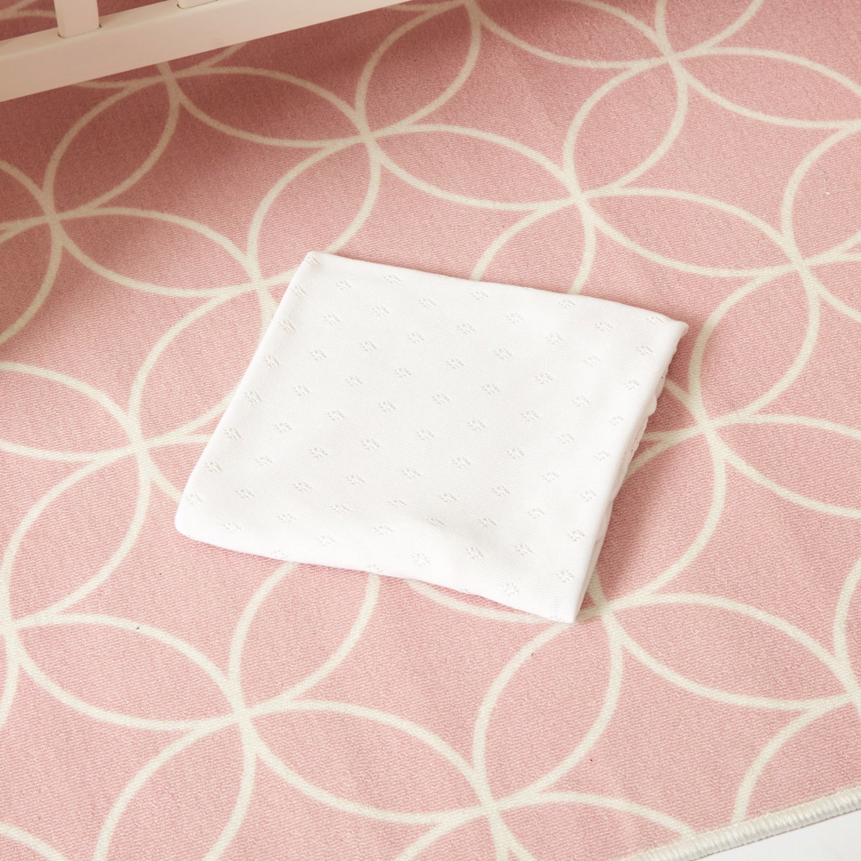 شال بارز الملمس من جونيورز-baby-nursery-blanketsandswaddles-blanketsandquilts-image-4