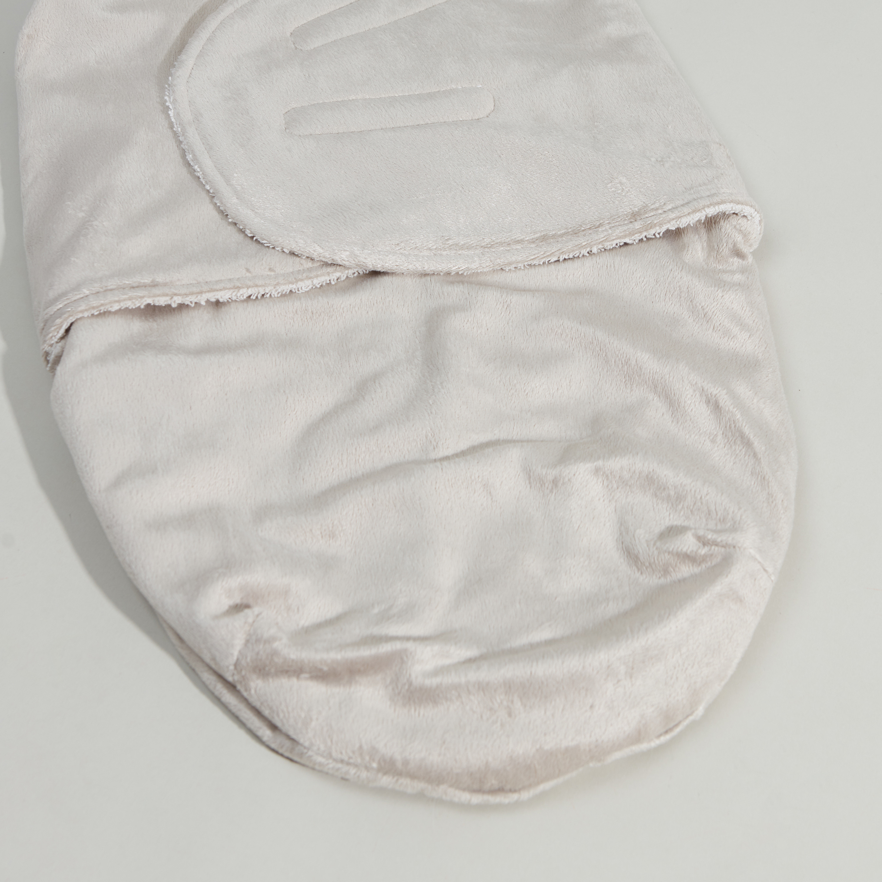 لحاف تقميط مع غطاء راس وحلقة اغلاق من جونيورز-baby-nursery-blanketsandswaddles-swaddlesandsleepingbags-image-2