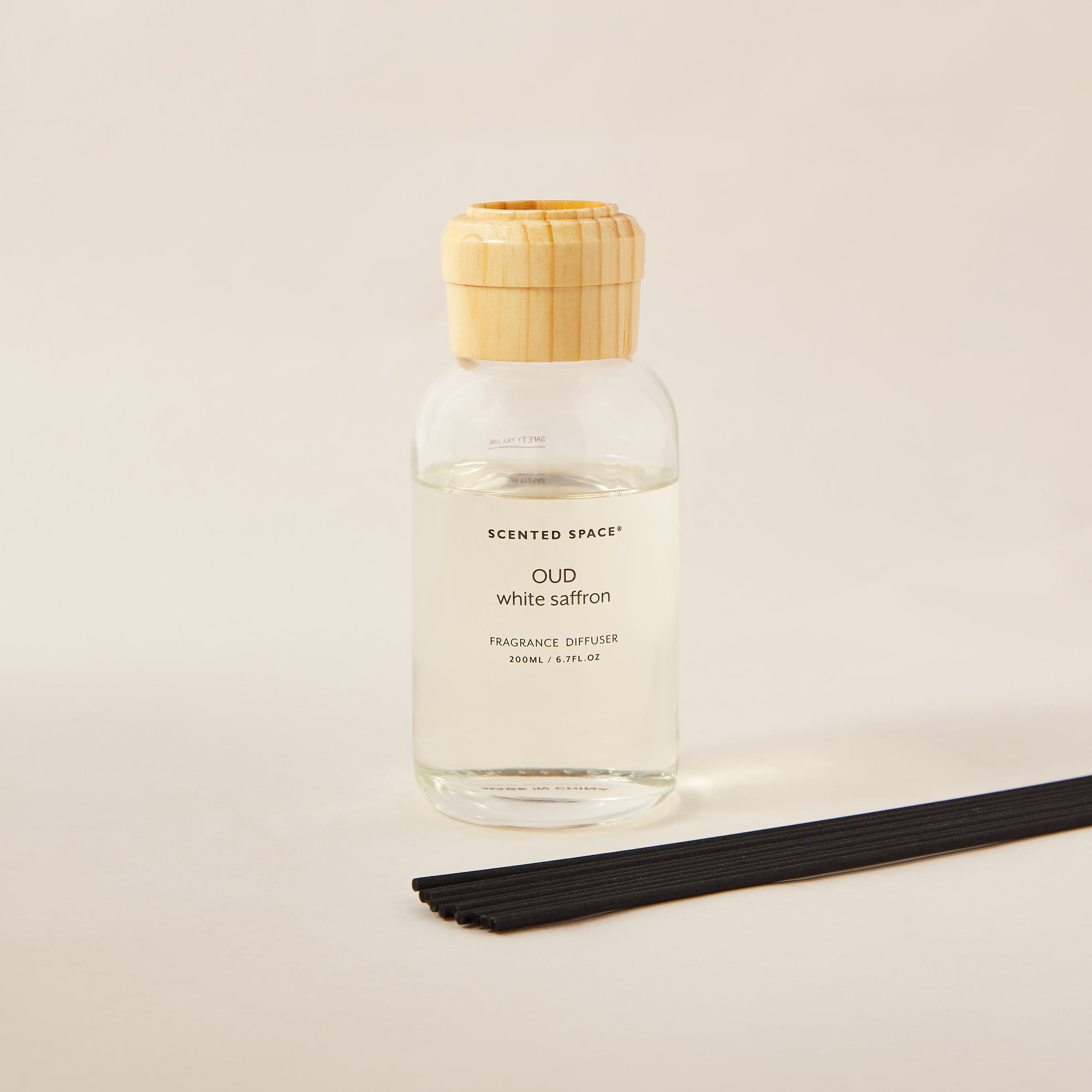 ناشر عطور بعبير الزعفران الأبيض من سينتد سبيس- 200 مل-household-homefragrance-reeddiffusers-image-3