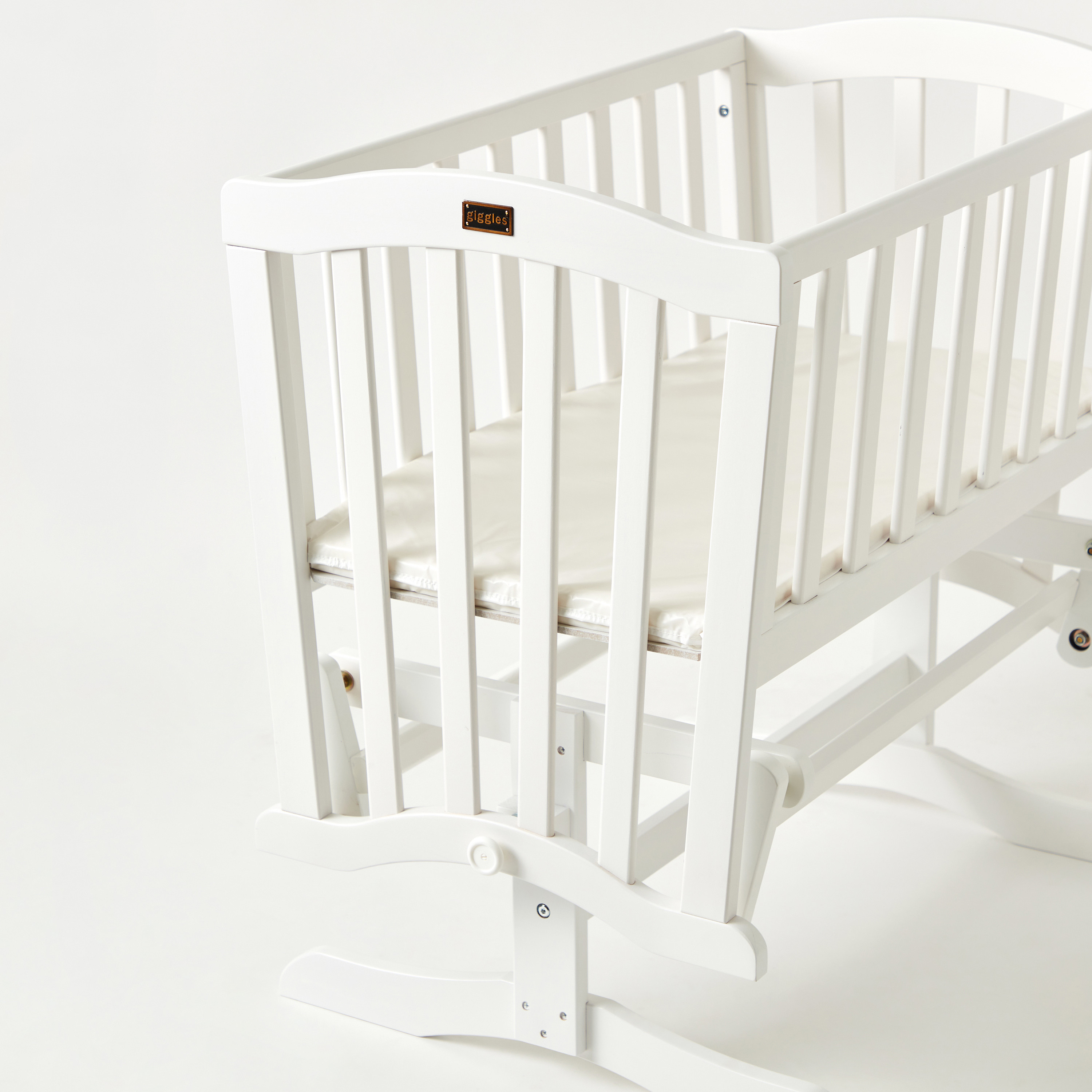 White gliding clearance crib