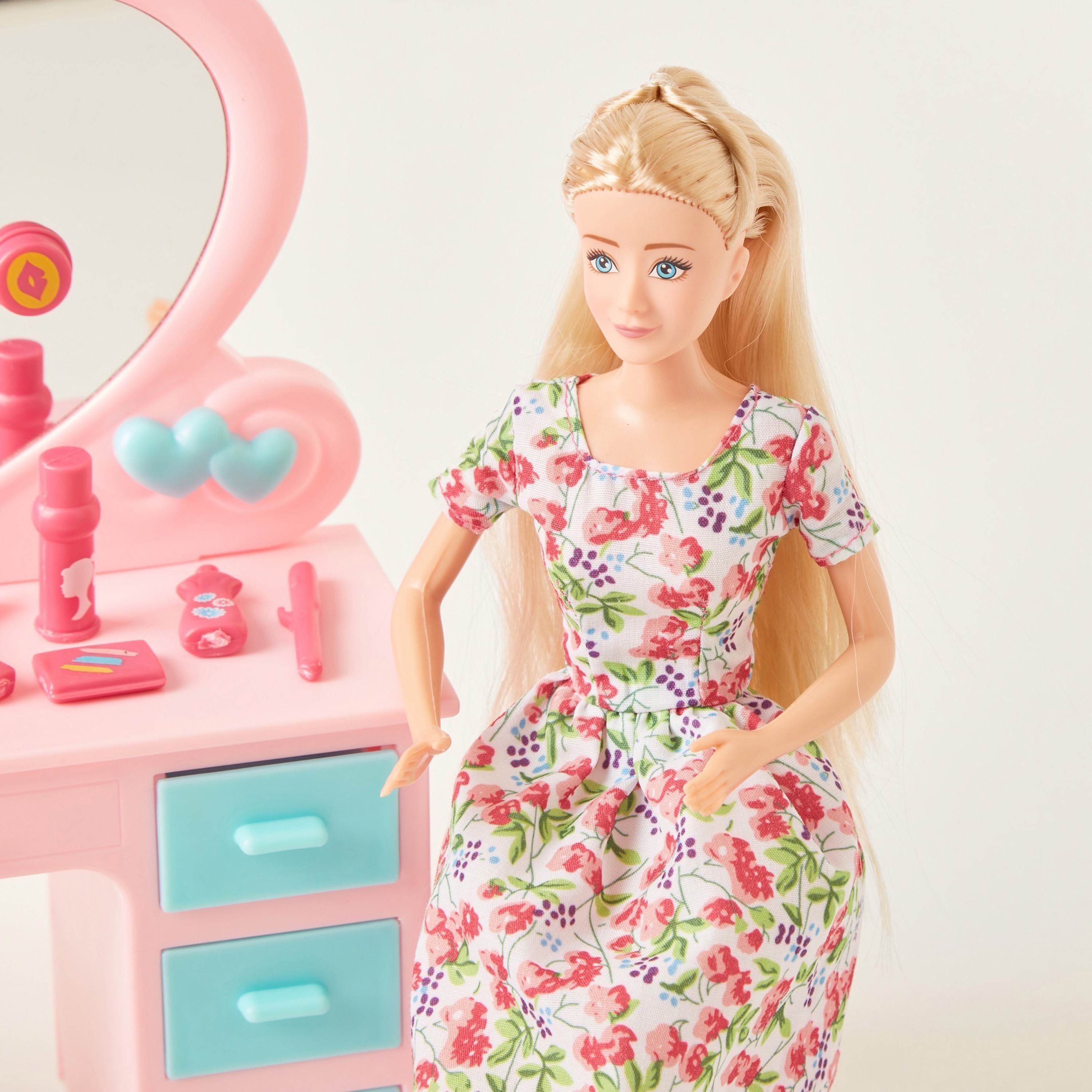 مجموعة ألعاب طاولة الزينة من جونيورز-toys-dollsandplaysets-dollplaysets-image-3