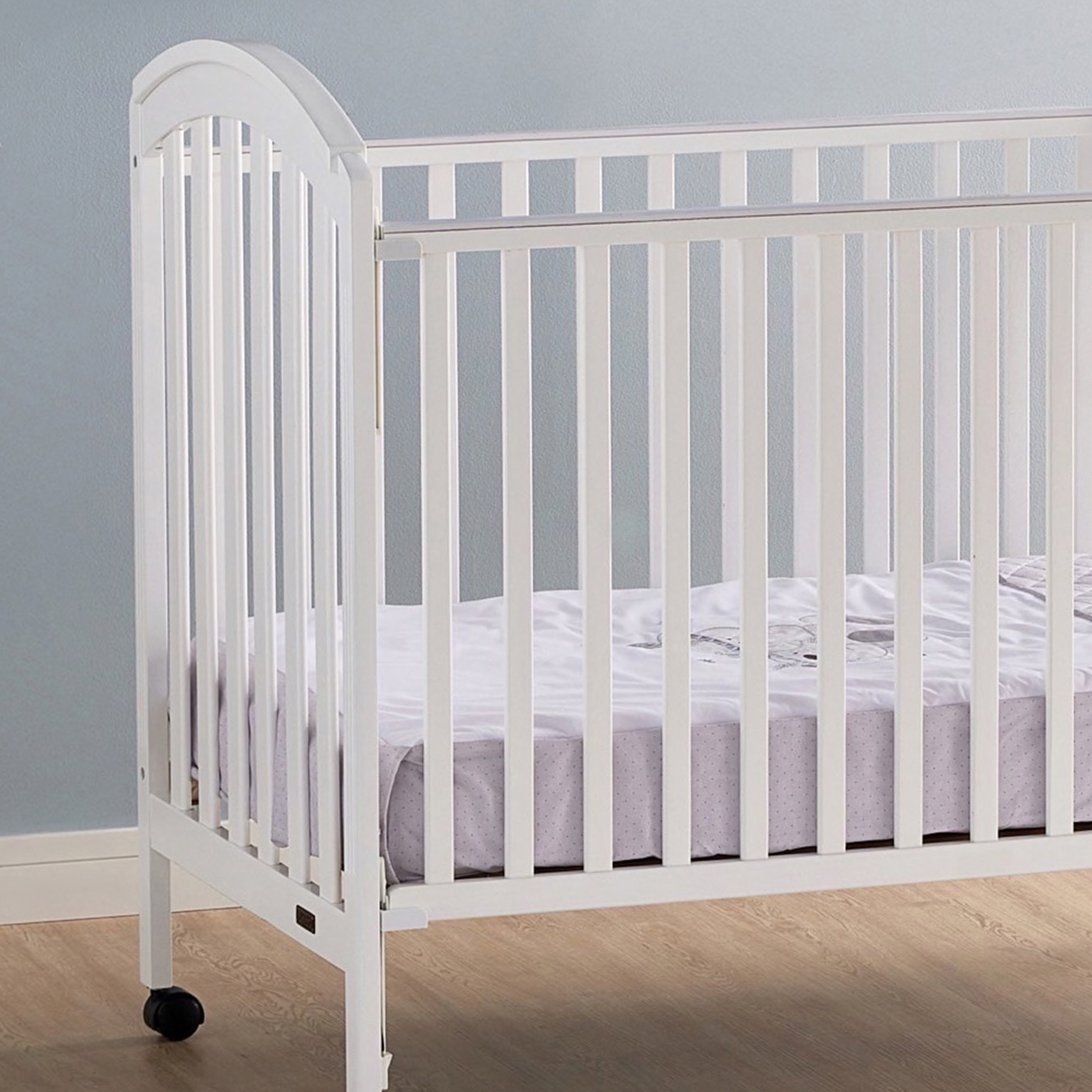 سرير أطفال بارتفاع قابل للتعديل وقضبان جانبية كابري من جونيورز - (حتى 3 سنوات)-baby-nursery-furniture-cribsandbeds-babycribs-image-11