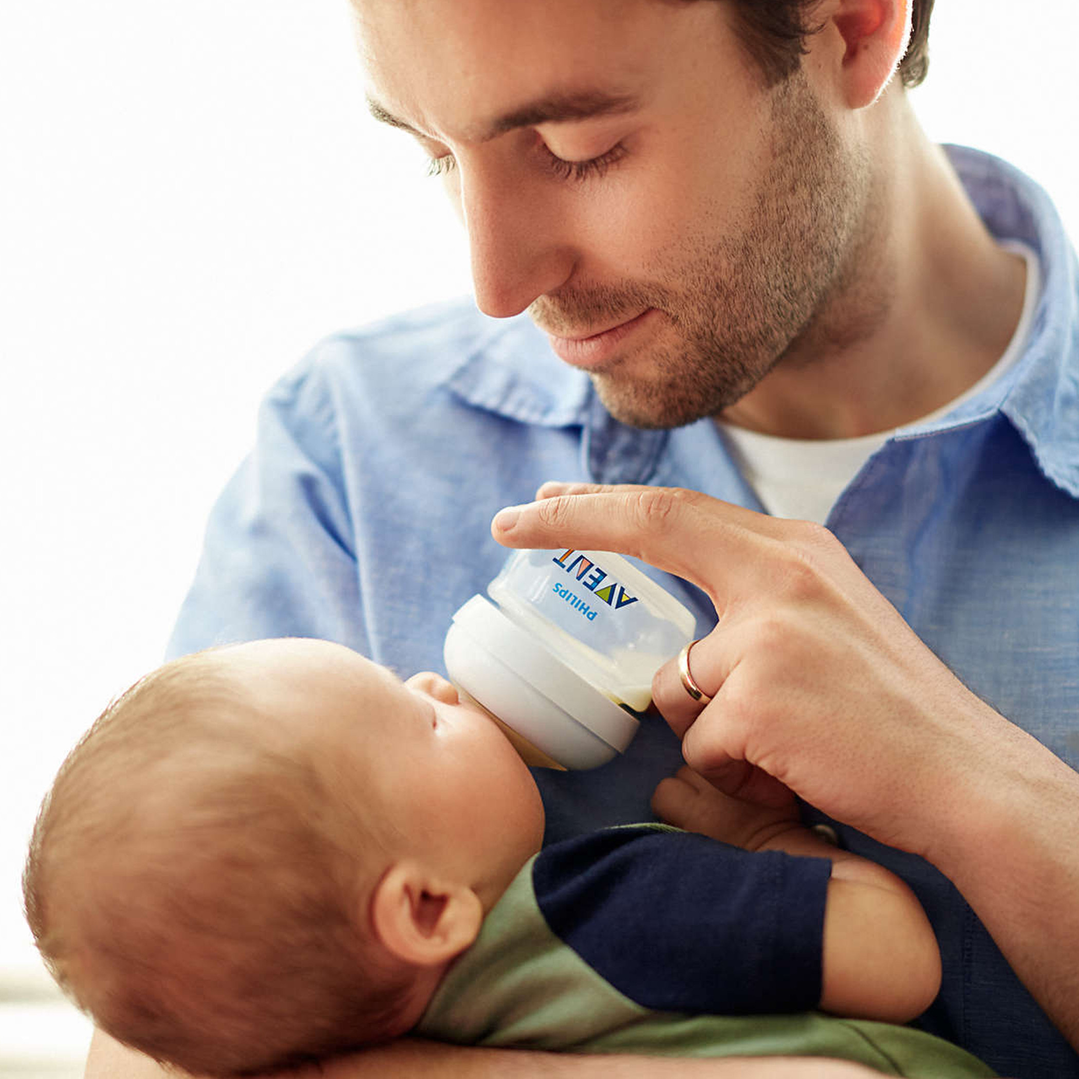 رضّاعة بتدفق طبيعي من فيليبس أفنت - 60 مل-baby-feeding-feedingbottles-bottlesandteats-image-4