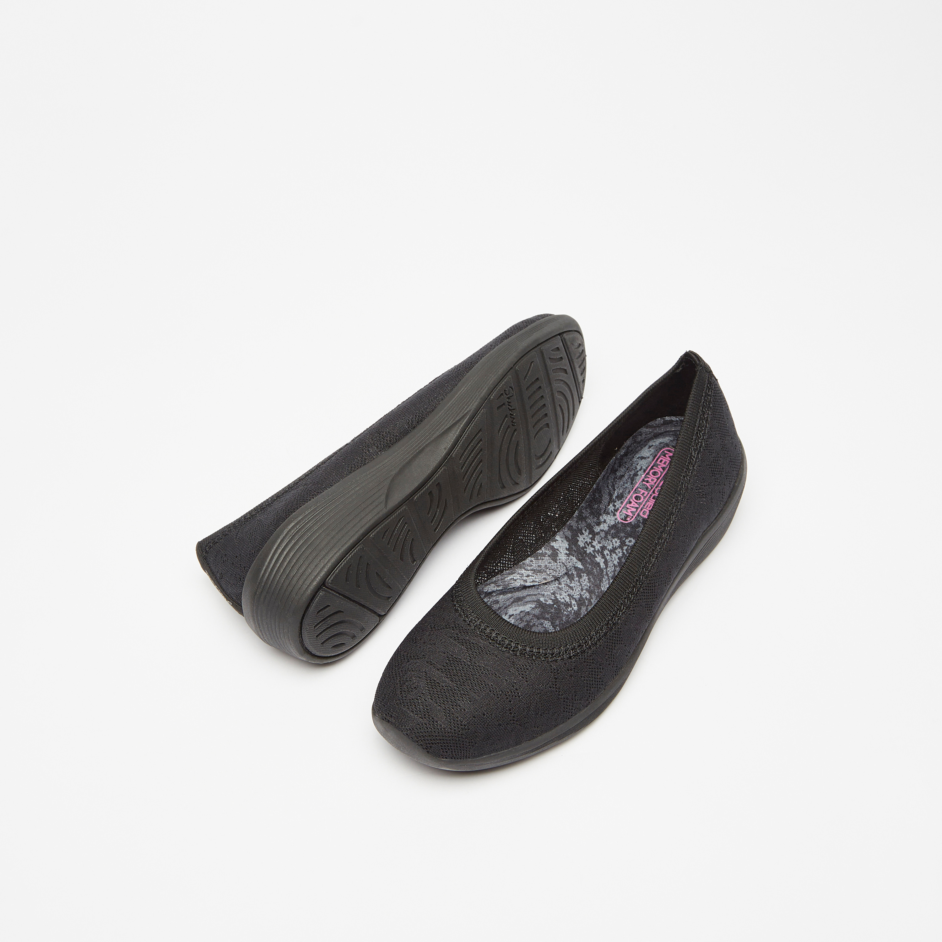حذاء إسفنج سكيتشرز آريا إيري كولد ميموري فوم سهل الارتداء من | 158669-sports-women-shoes-image-4