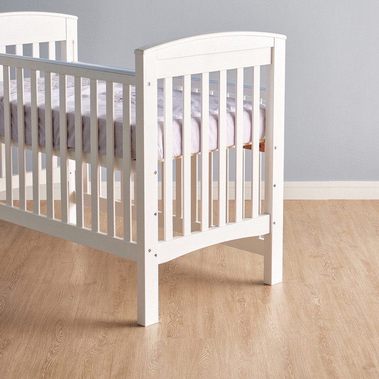 Giggles Marcia Baby Bed