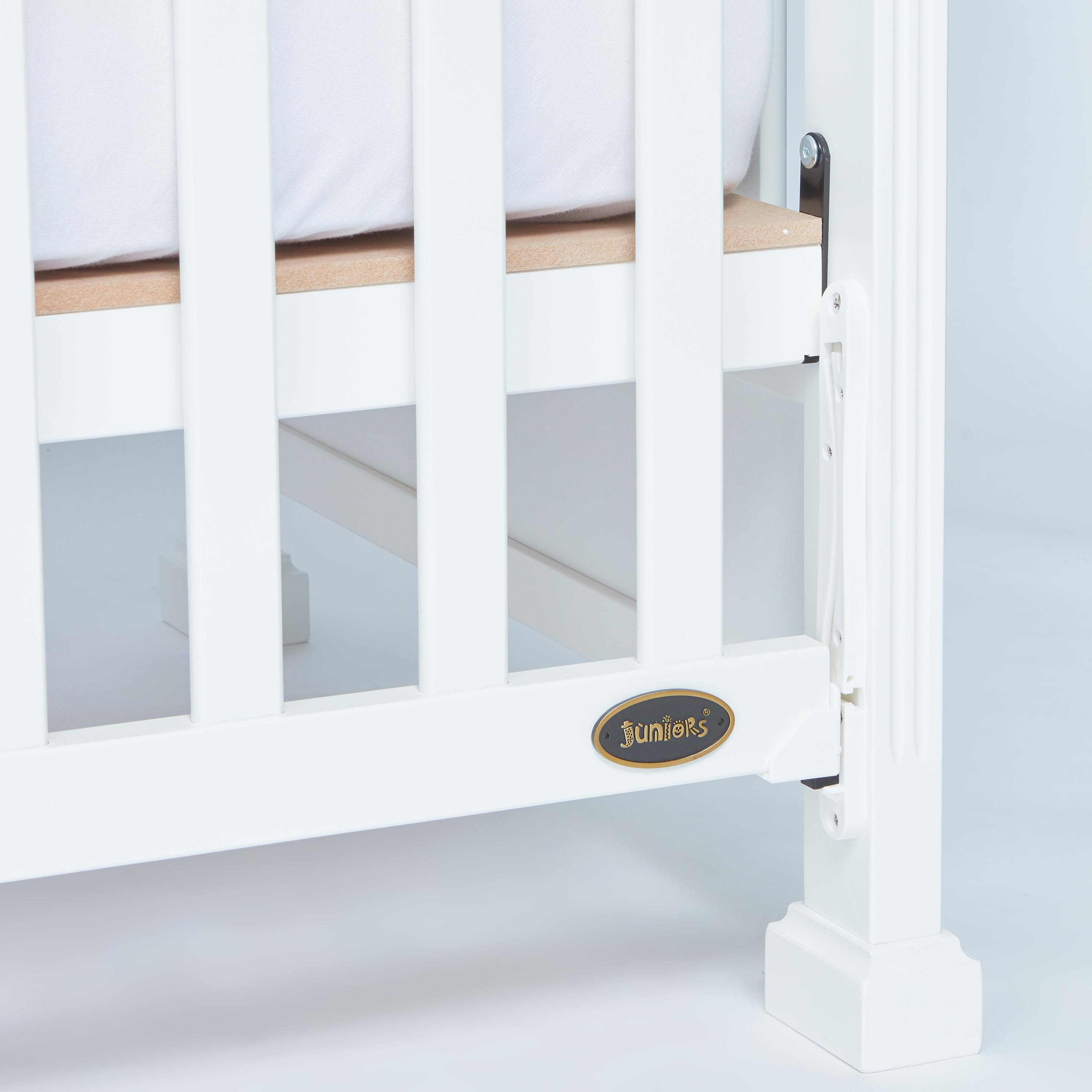 Juniors Azalea Crib-baby-nursery-furniture-cribsandbeds-babycribs-image-3