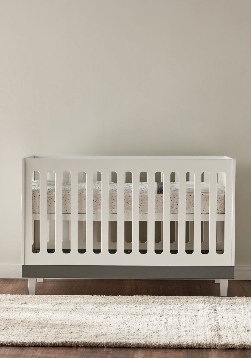 Juniors Madison 3-in-1 White Wooden Convertible Crib (Up to 5 years)-Baby Cribs-image-3