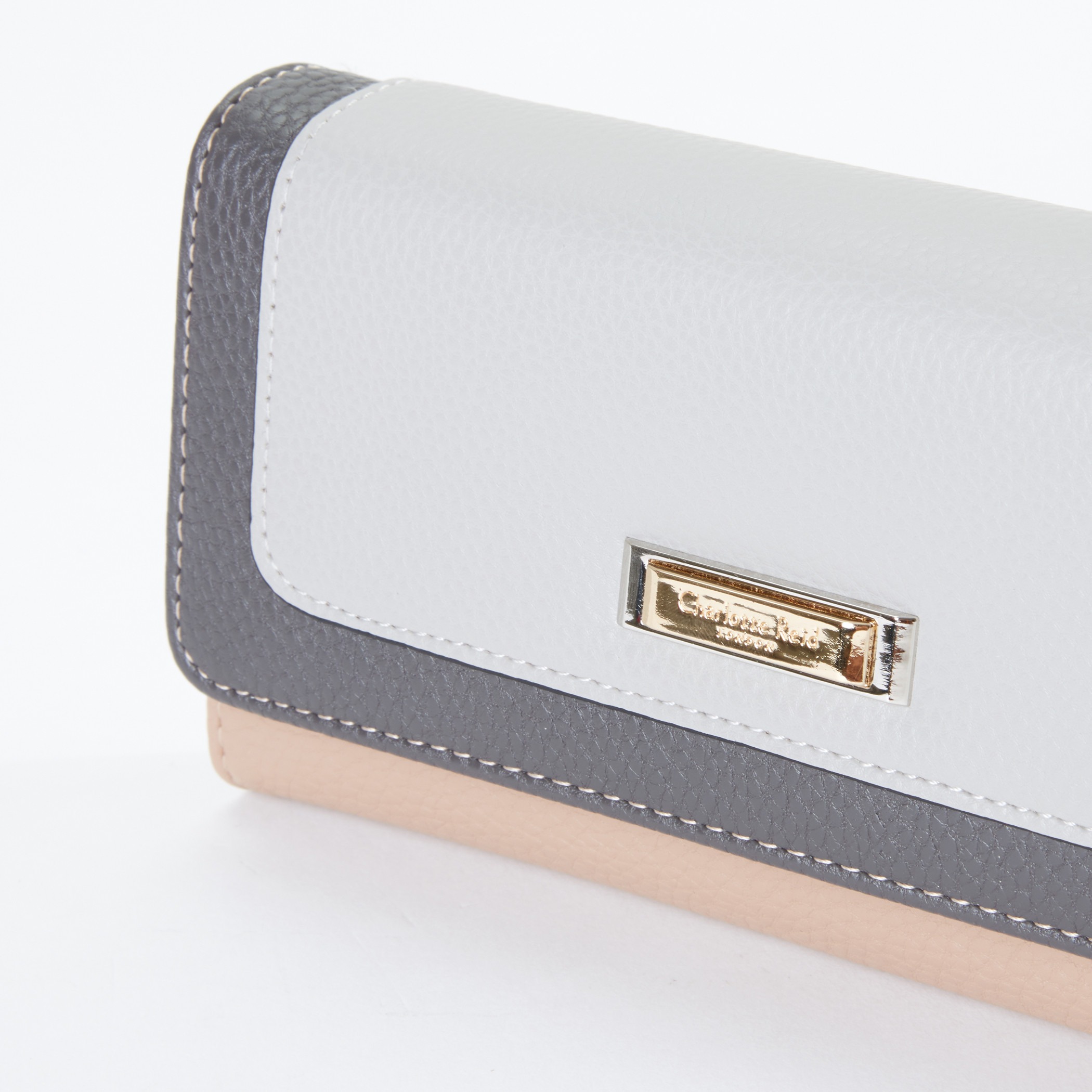 محفظة بتفاصيل خياطة بارزة من شارولت ريد-women-bagsandwallets-wallets-image-2