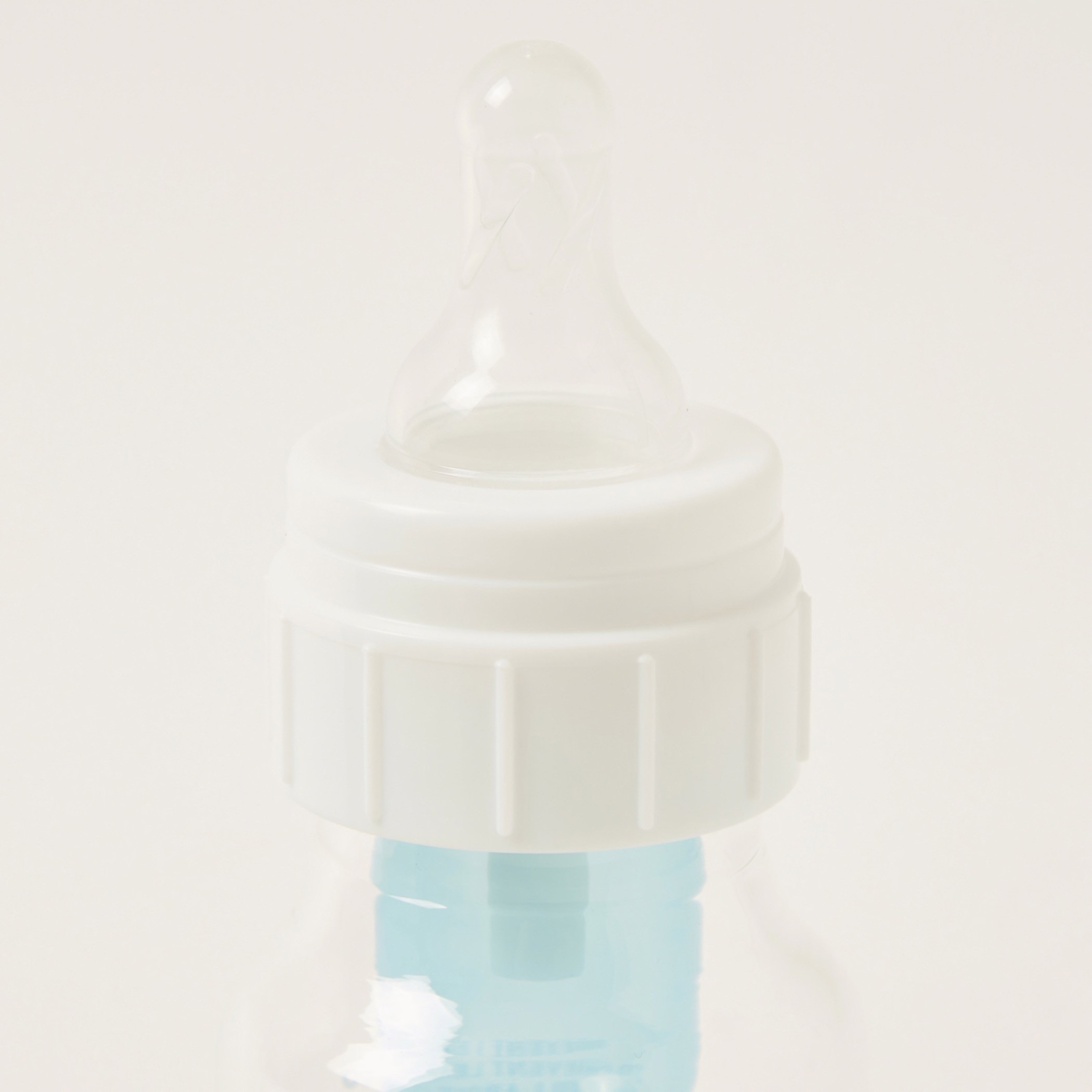 طقم رضّاعة بتدفق طبيعي وفرشاة من دكتور براون - 60 مل-baby-feeding-feedingbottles-bottlesandteats-image-2