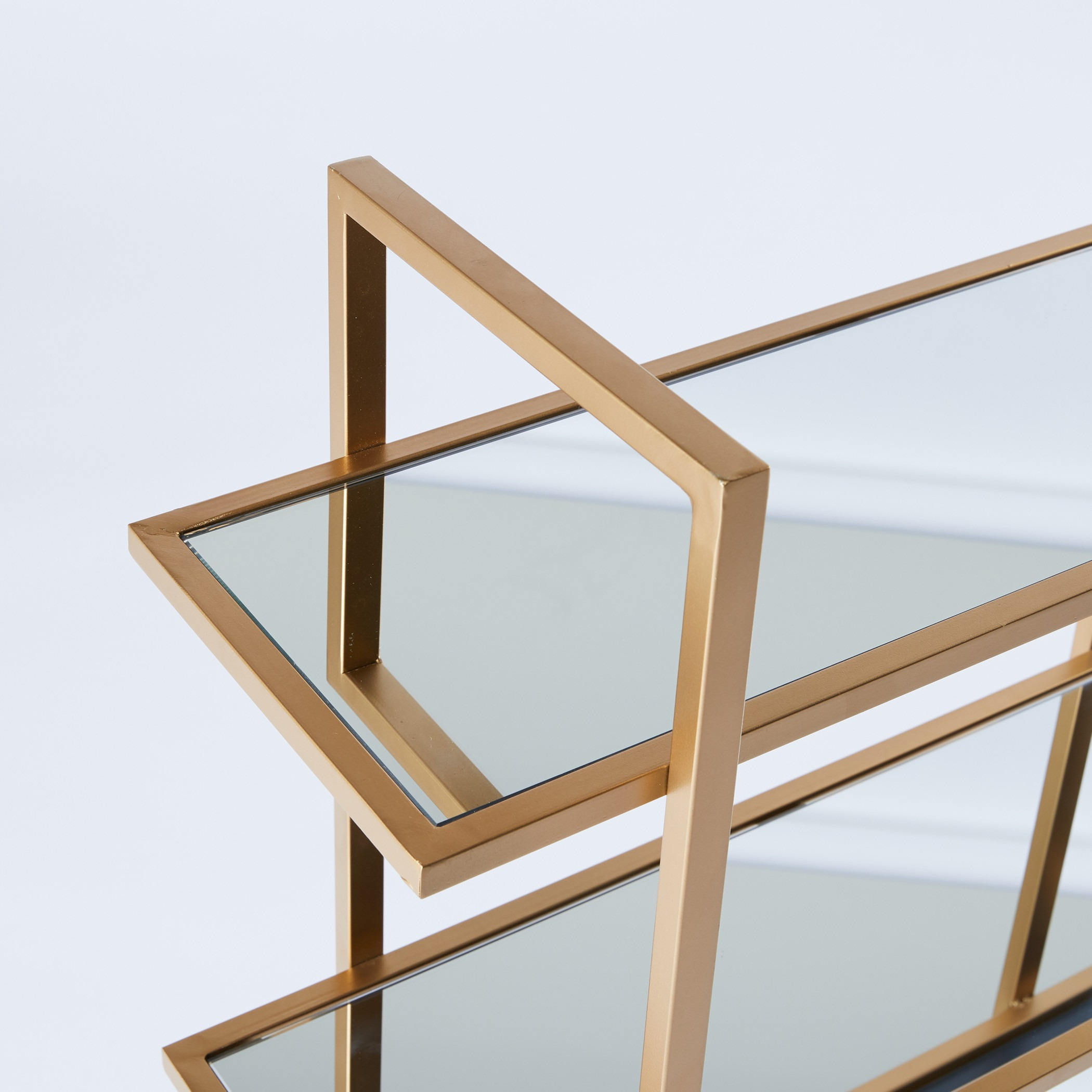 رّف بـ3 طوابق مطليّة-furniture-livingroom-storageanddisplaycabinets-image-2