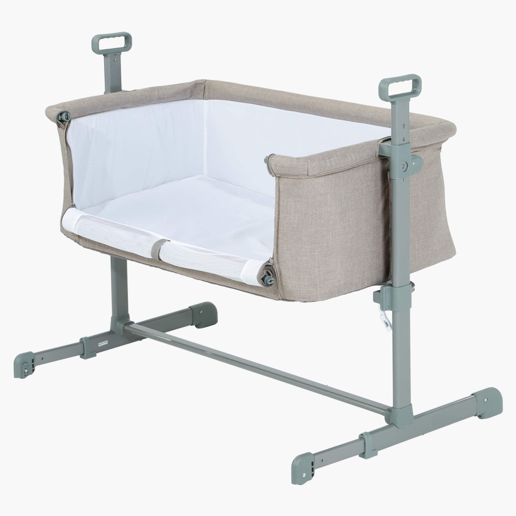 Juniors Peyton Side Bassinet -baby-nursery-furniture-cribsandbeds-bassinets-image-3